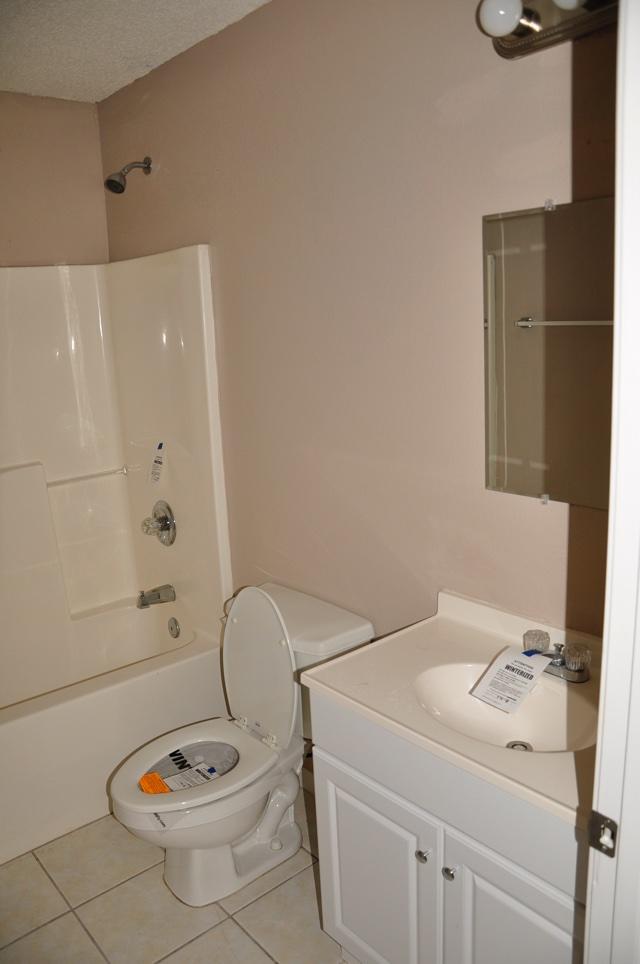 COUNTRYVIEW ESTATES 1ST ADDN - Residential