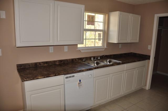 COUNTRYVIEW ESTATES 1ST ADDN - Residential