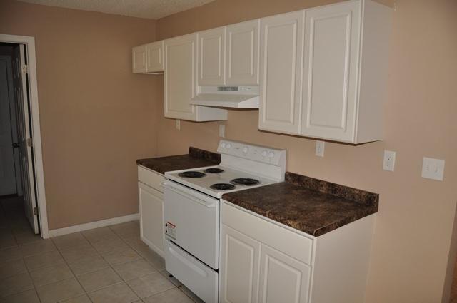 COUNTRYVIEW ESTATES 1ST ADDN - Residential