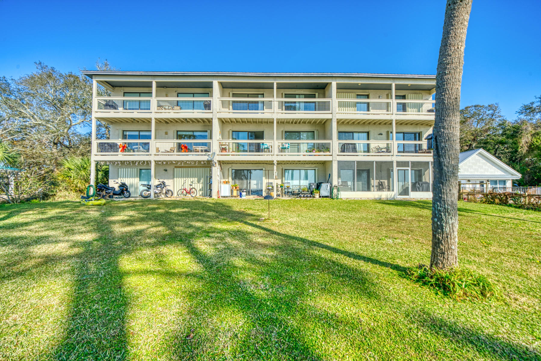 HERON LANDING - Residential