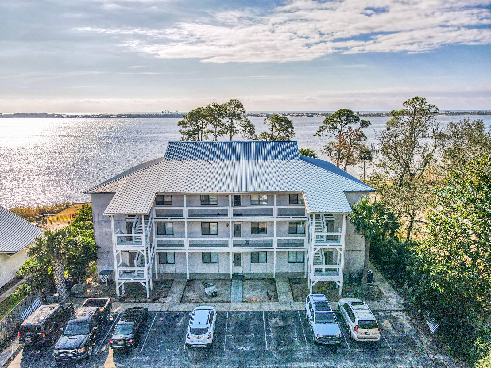 HERON LANDING - Residential