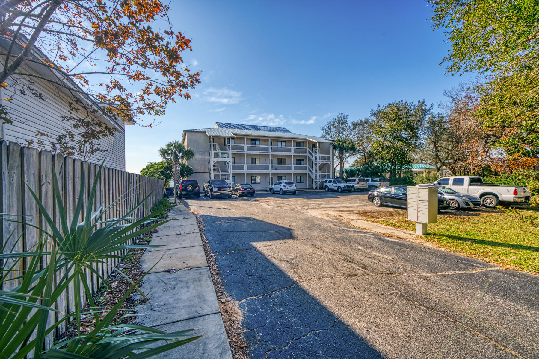 HERON LANDING - Residential