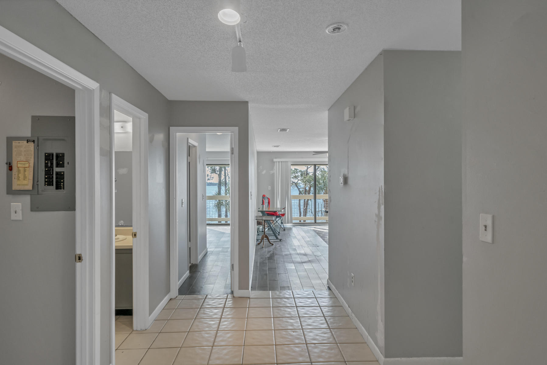 HERON LANDING - Residential