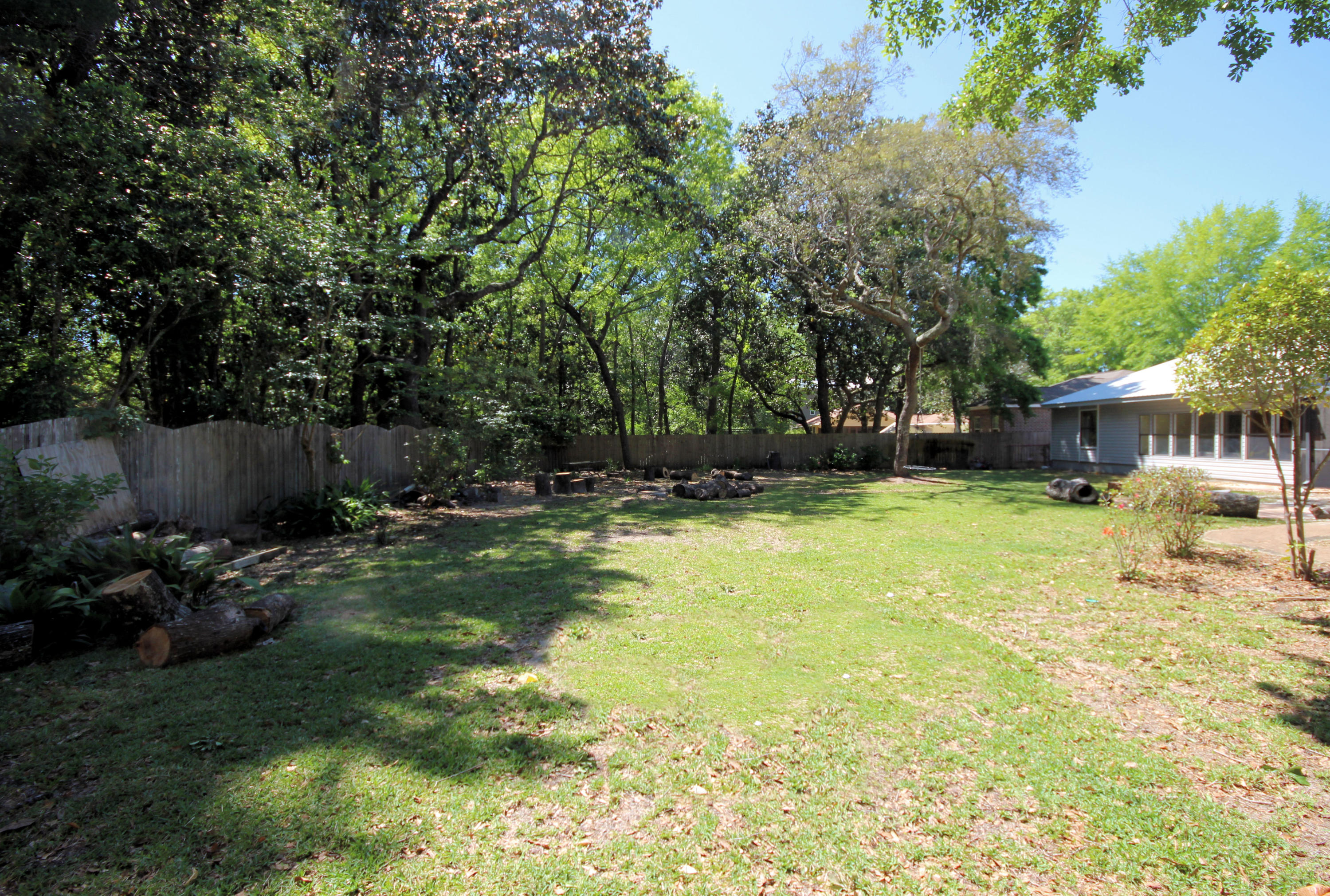 TOWER ACRES - Residential