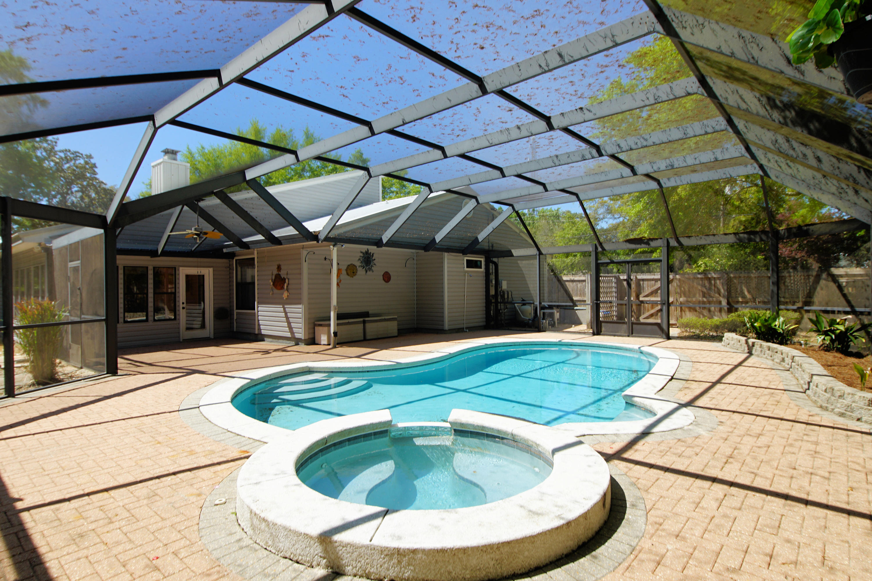 TOWER ACRES - Residential