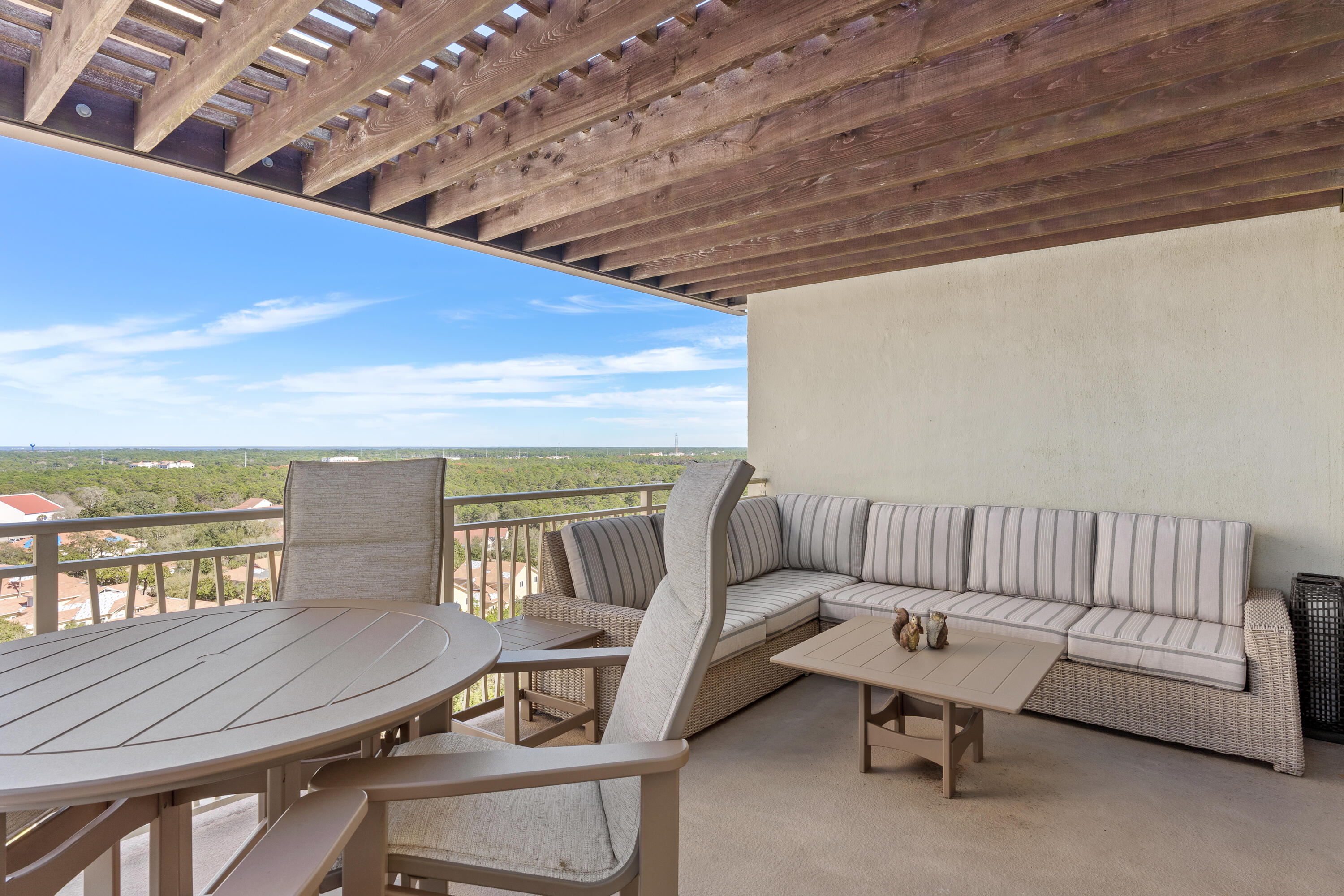 LUAU II - Residential