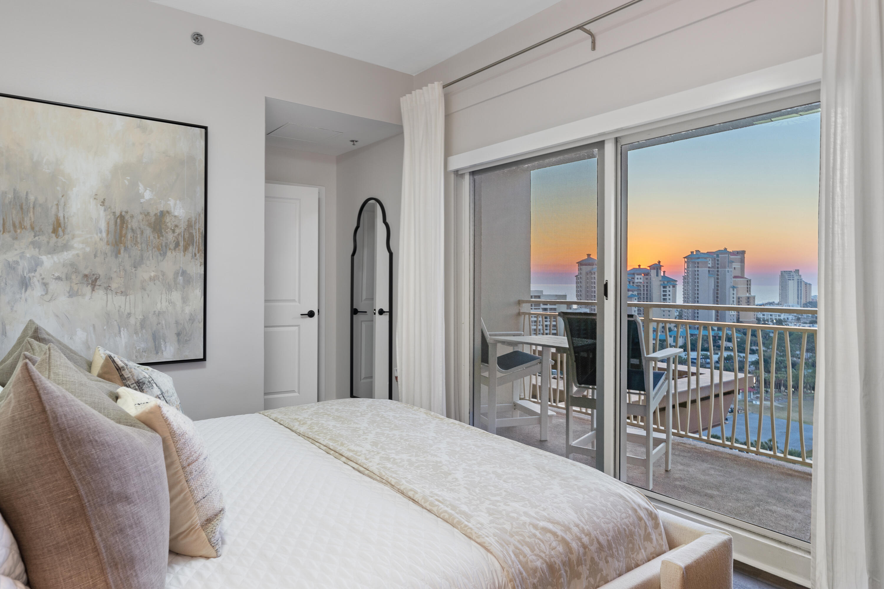 LUAU II - Residential