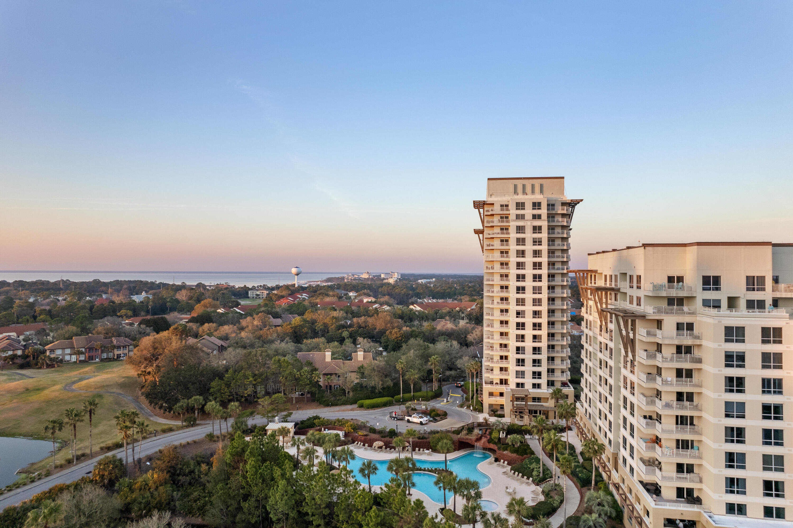 LUAU II - Residential