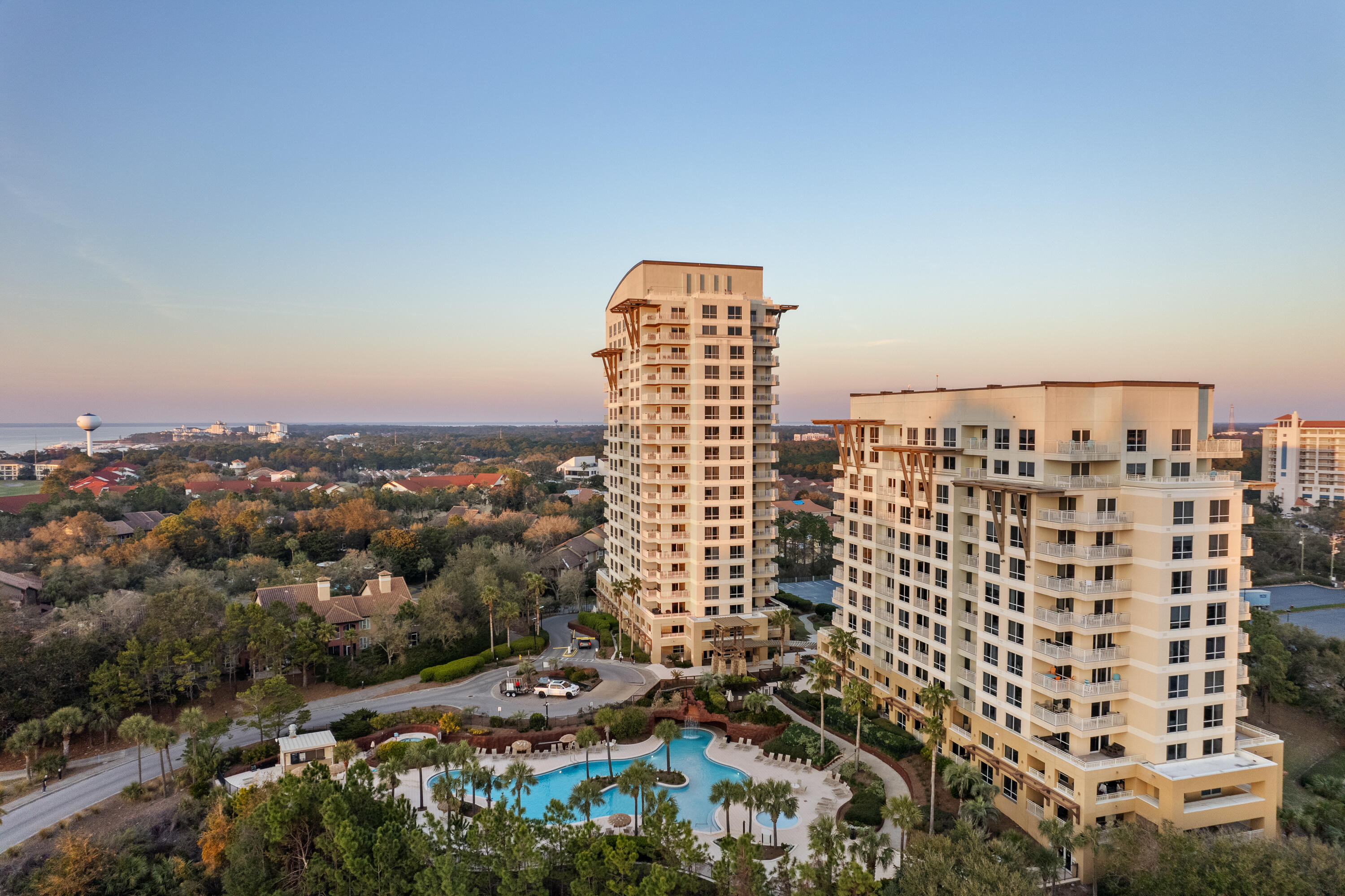 LUAU II - Residential