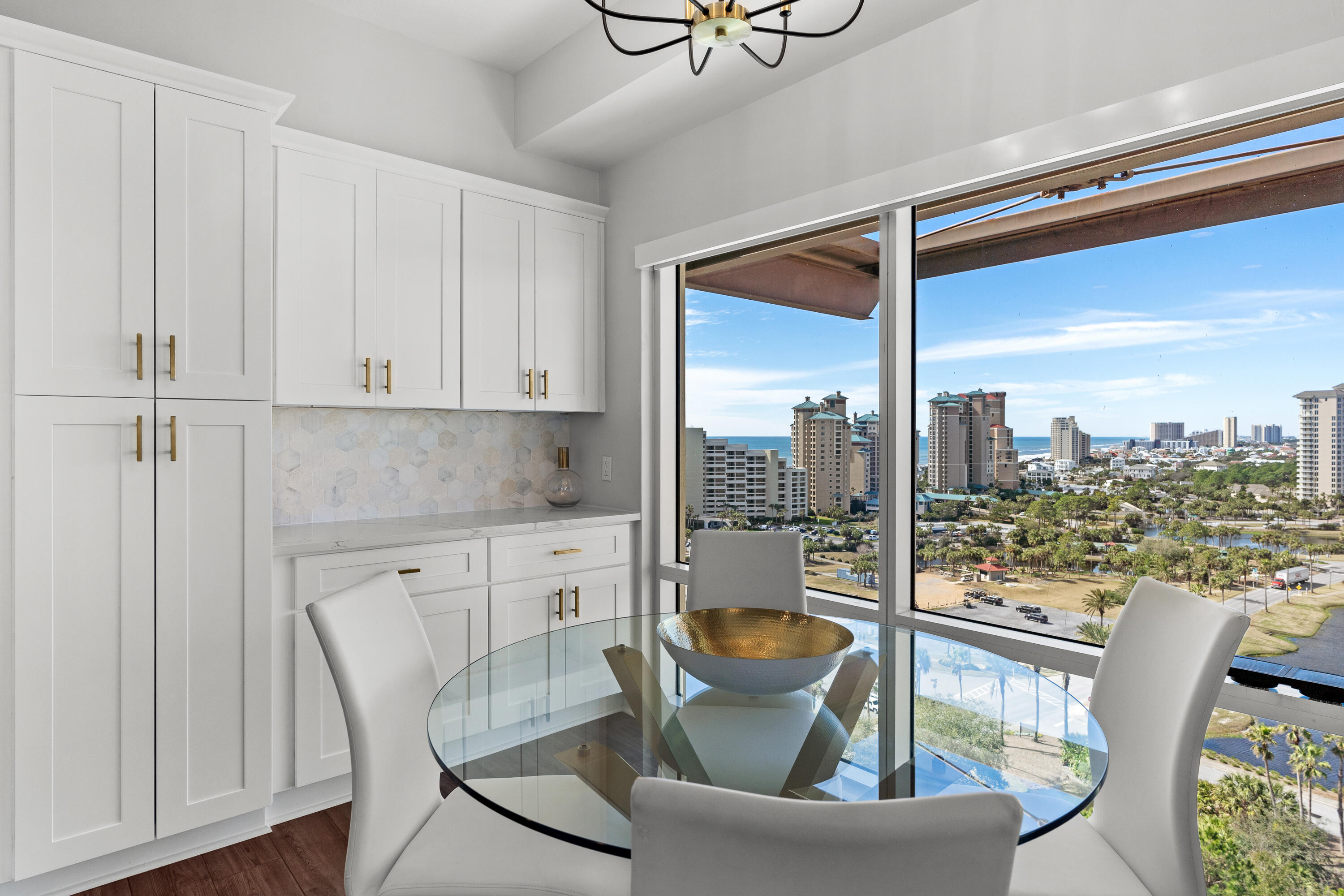 LUAU II - Residential