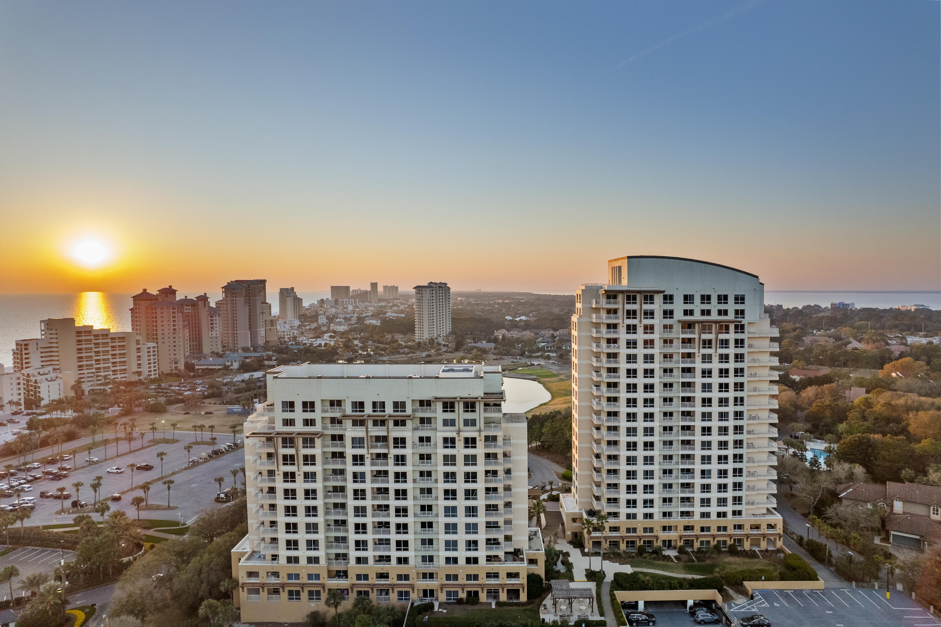 LUAU II - Residential