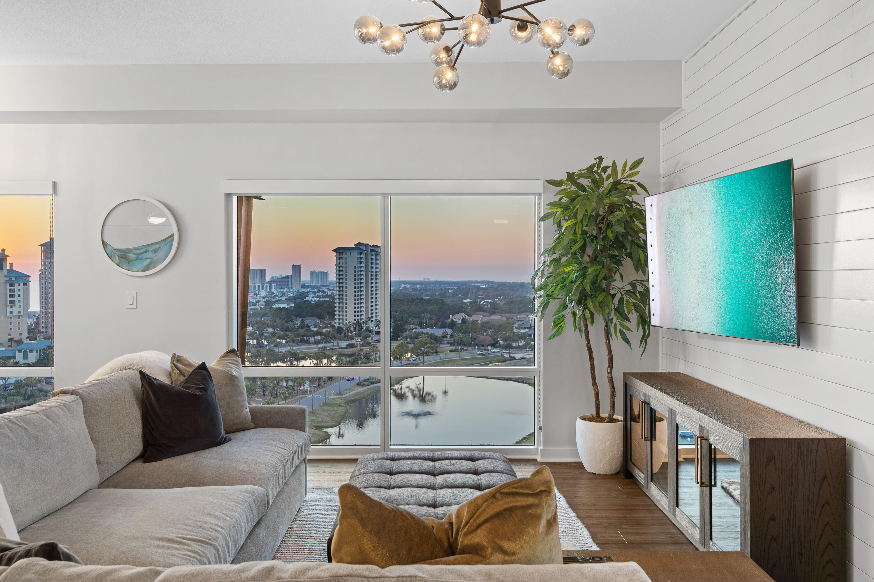 LUAU II - Residential