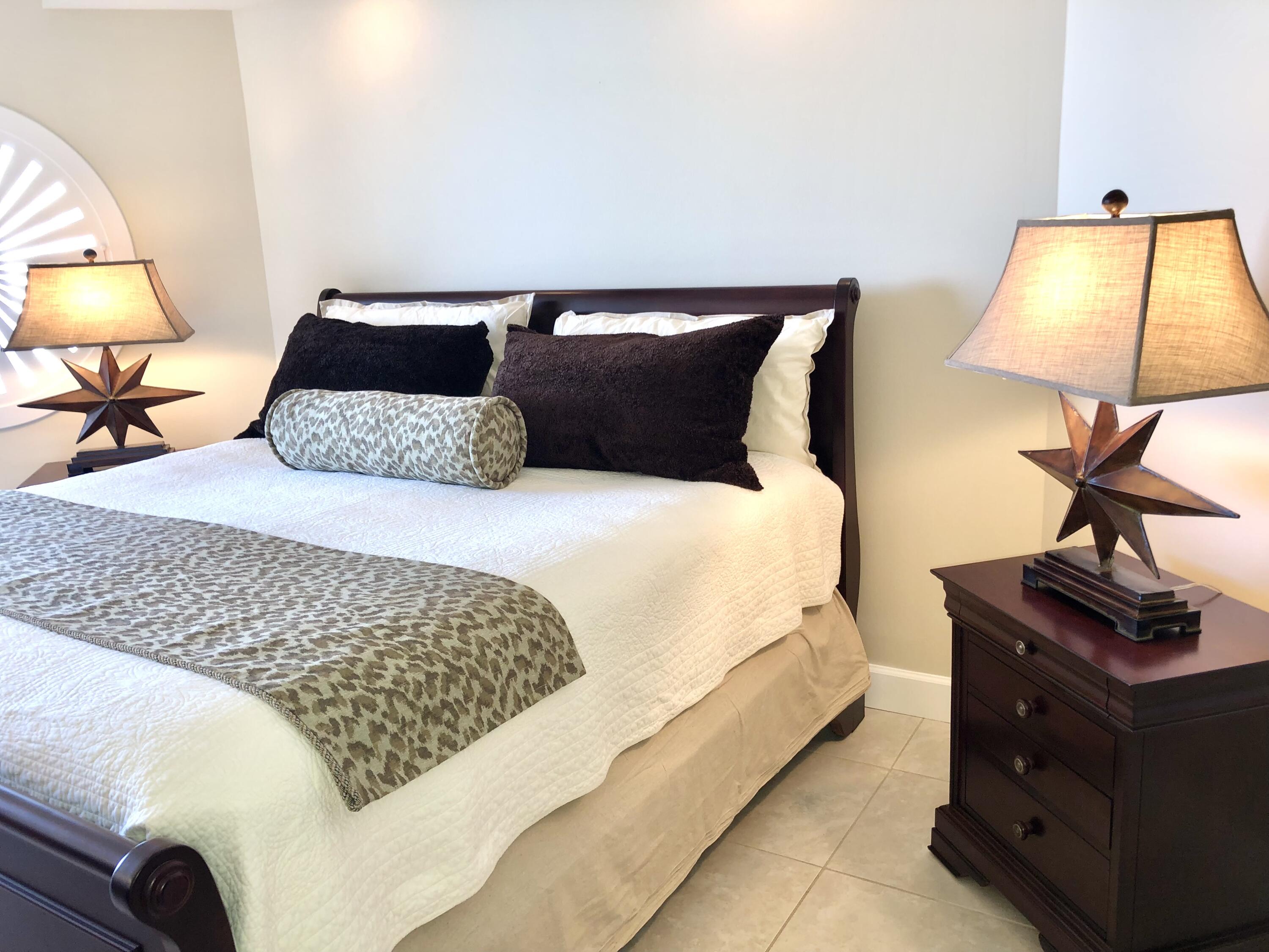 DESTIN SURFSIDE CONDO - Residential