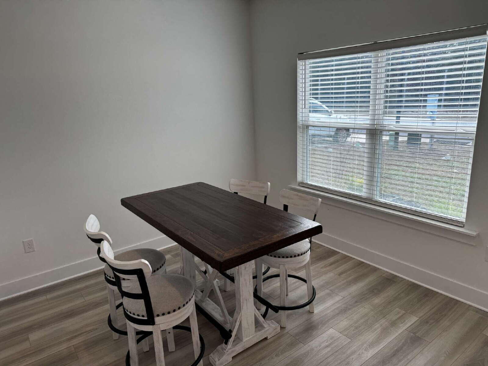 MAGNOLIA CREEK PHASES 1 and 2 - Residential Lease