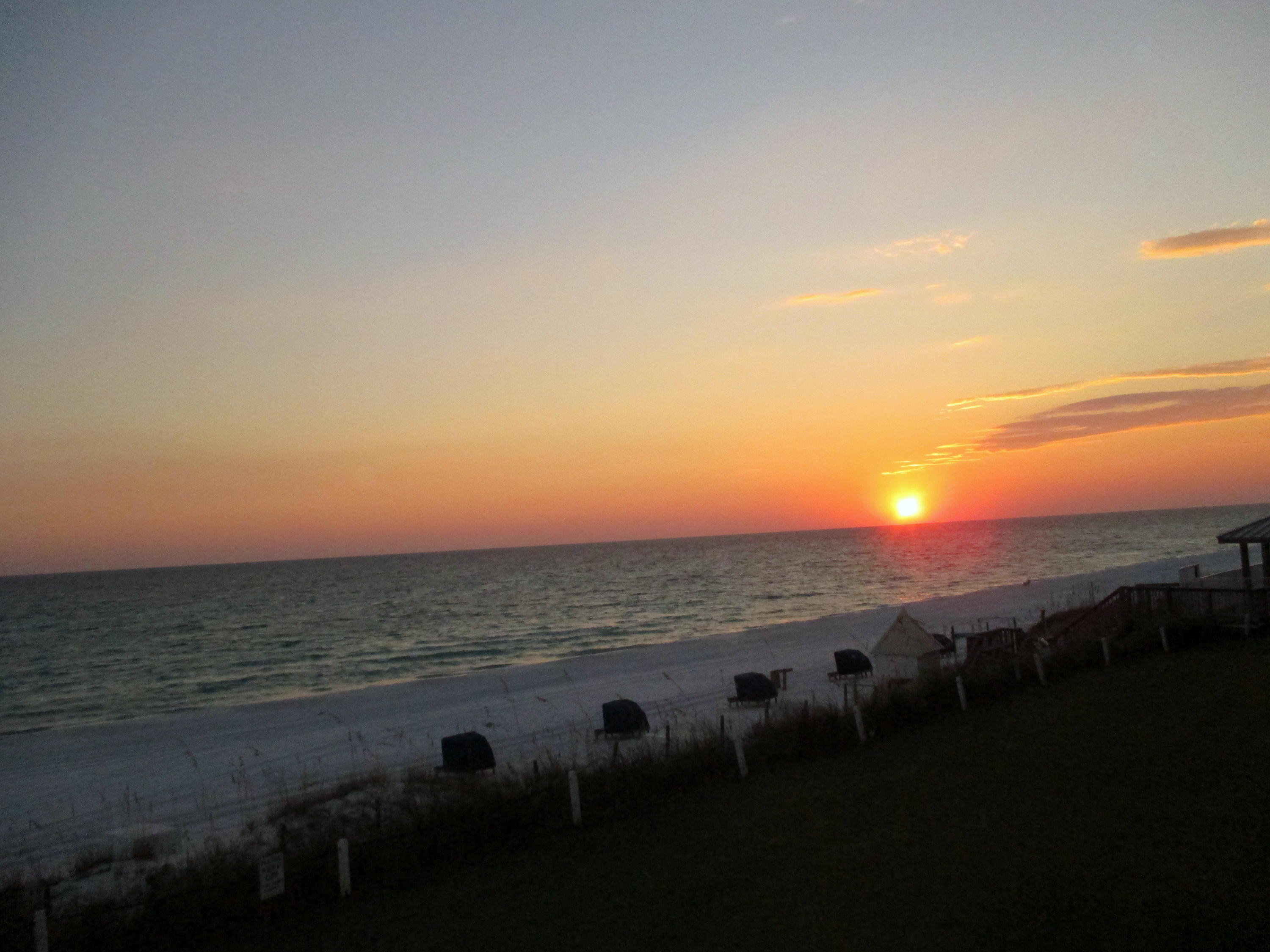 BEACH HOUSE CONDO PH 2 - Residential