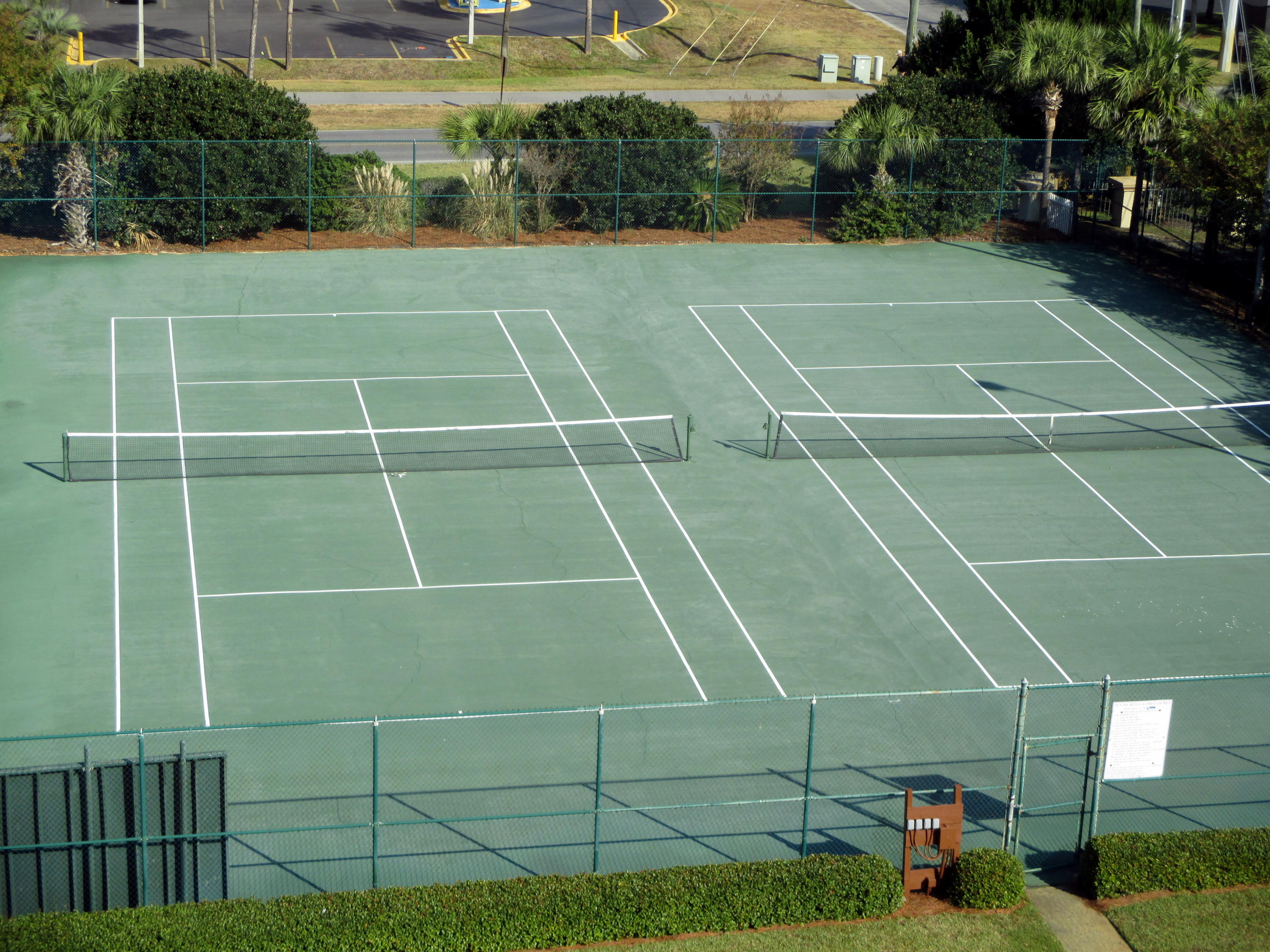 BEACH HOUSE CONDO PH 2 - Residential