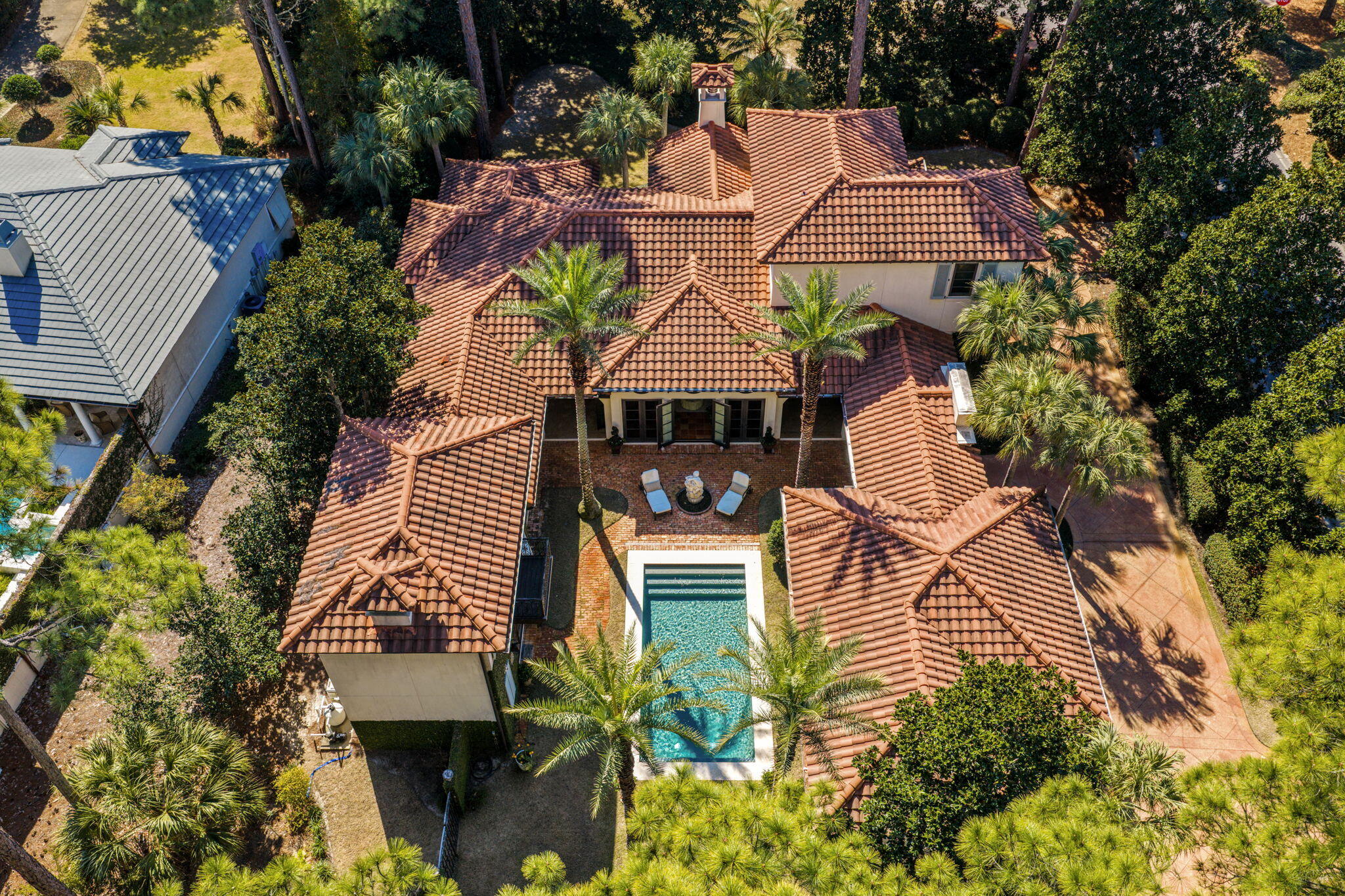 BAYTOWNE AVE EAST - Residential