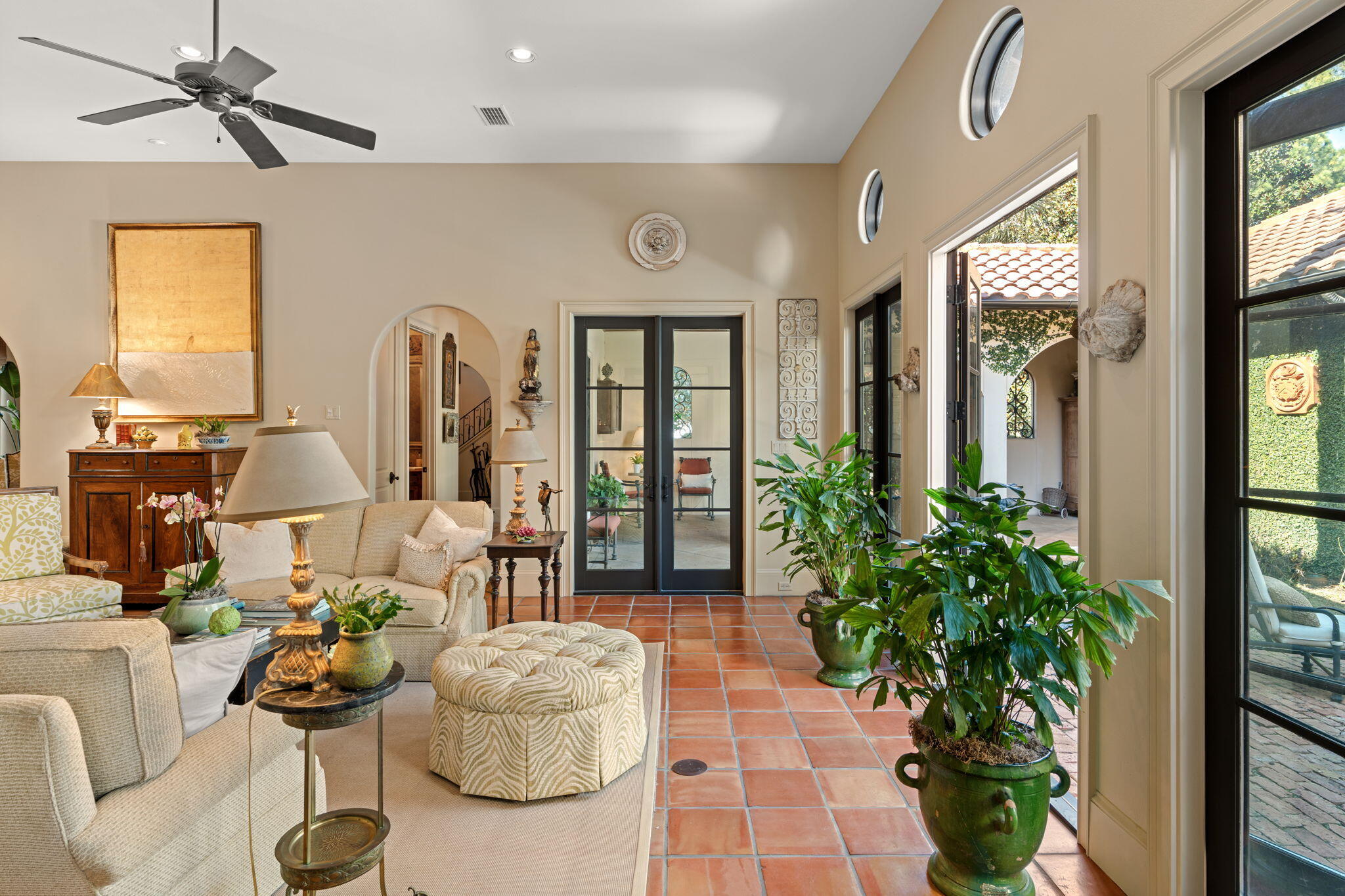 BAYTOWNE AVE EAST - Residential