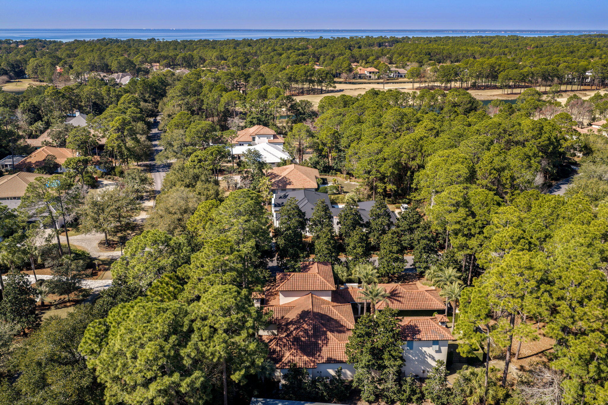 BAYTOWNE AVE EAST - Residential