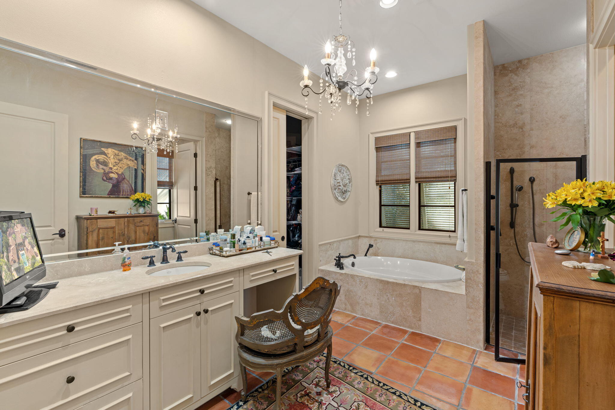 BAYTOWNE AVE EAST - Residential