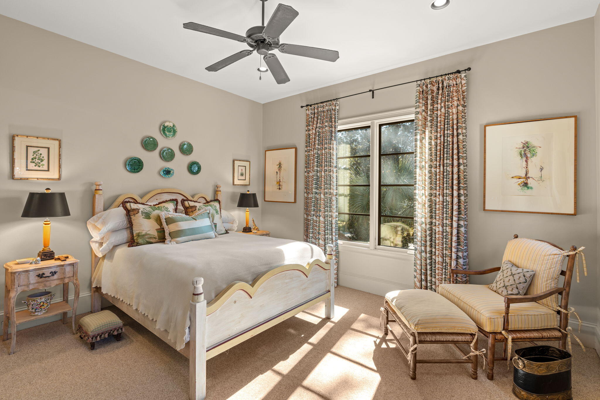 BAYTOWNE AVE EAST - Residential