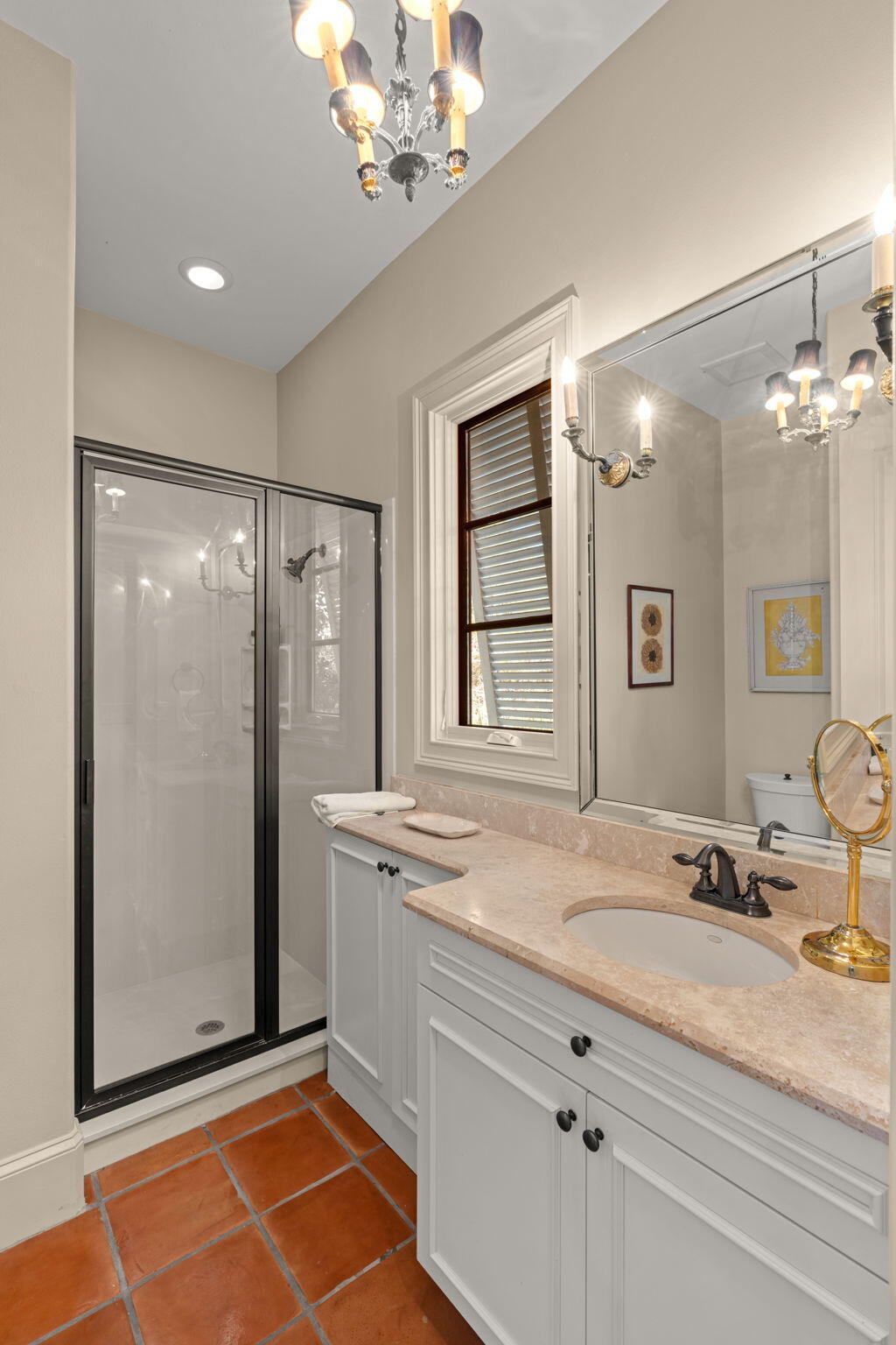 BAYTOWNE AVE EAST - Residential