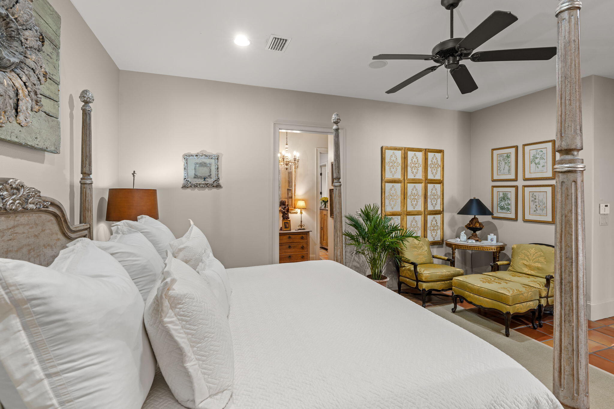 BAYTOWNE AVE EAST - Residential