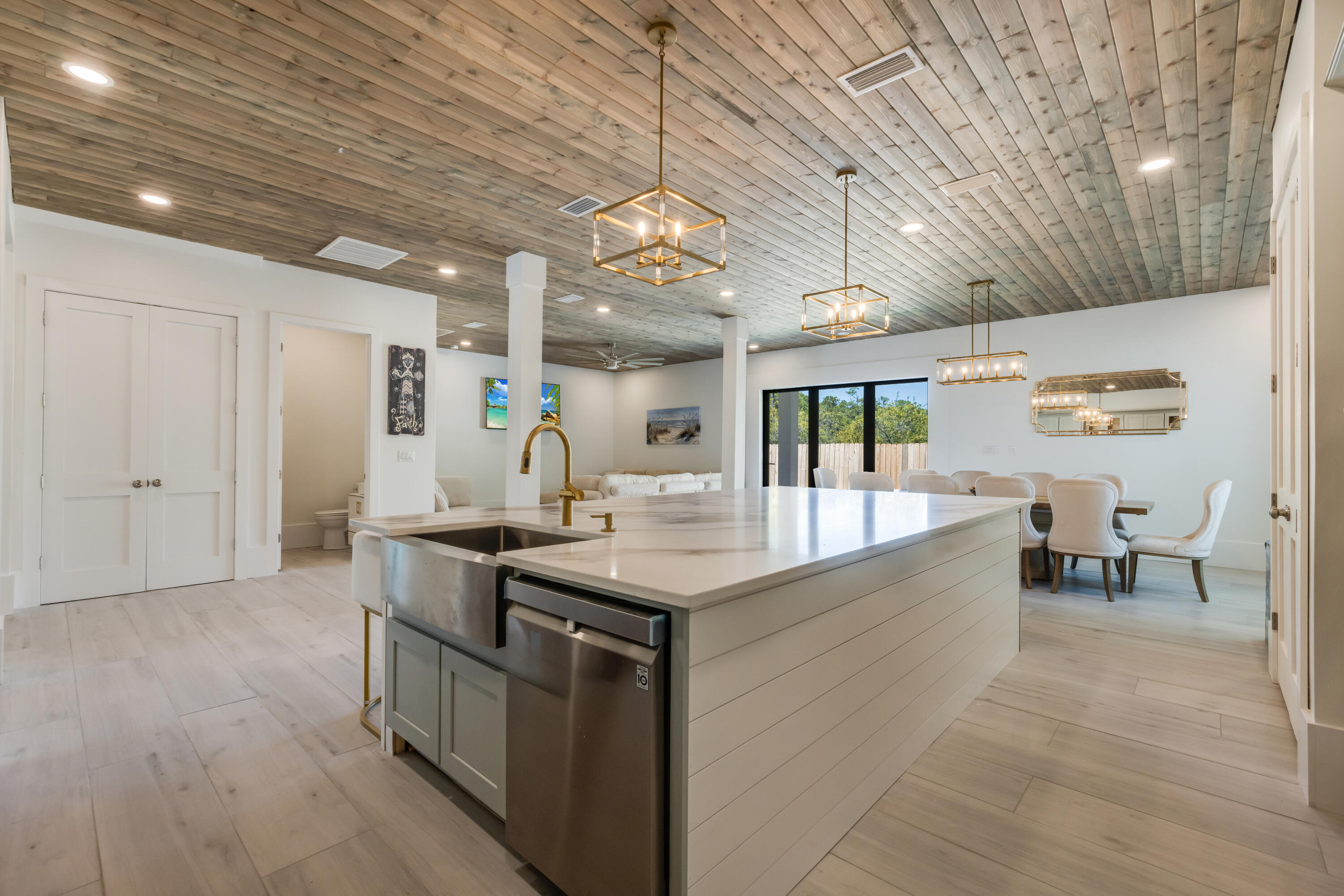 FRANGISTA BEACH - Residential