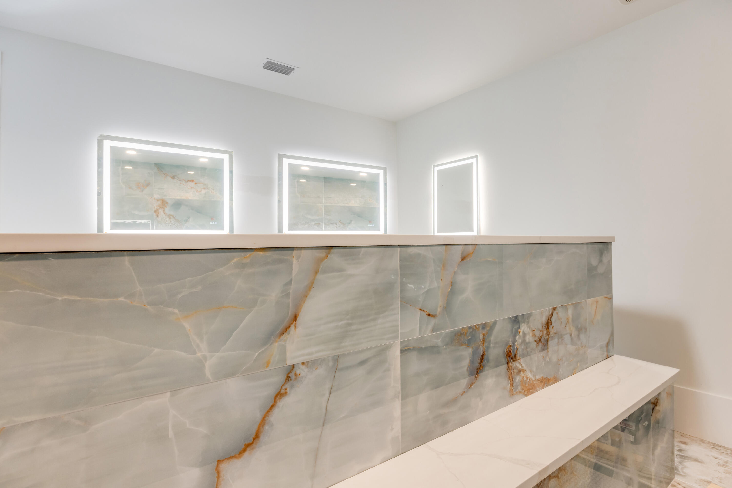 FRANGISTA BEACH - Residential