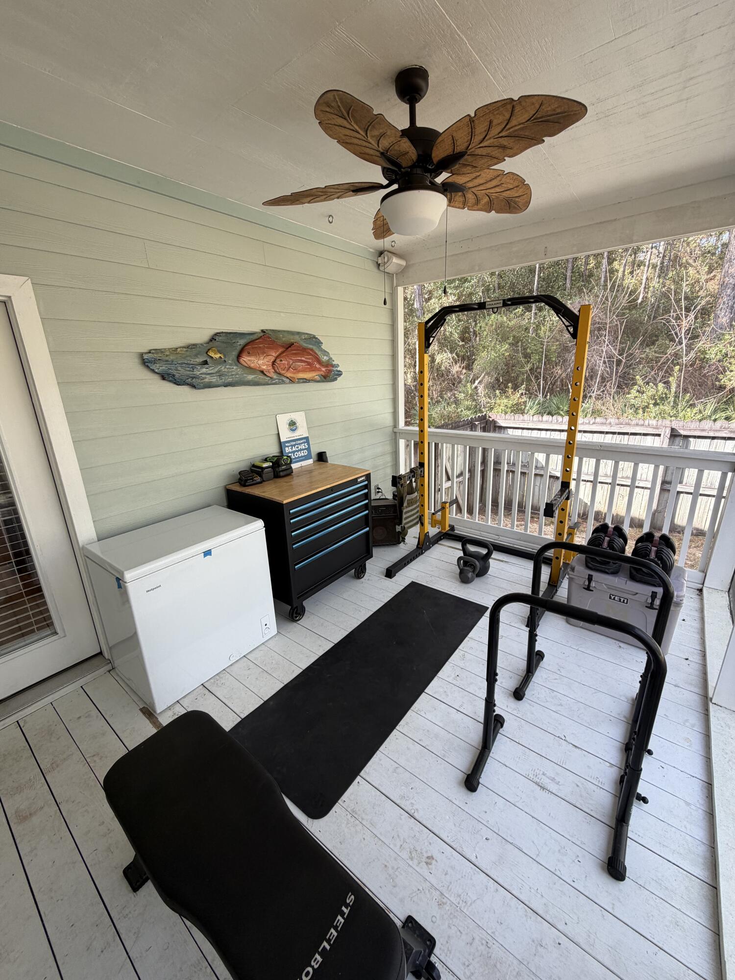 MAGNOLIA BEACH - Residential