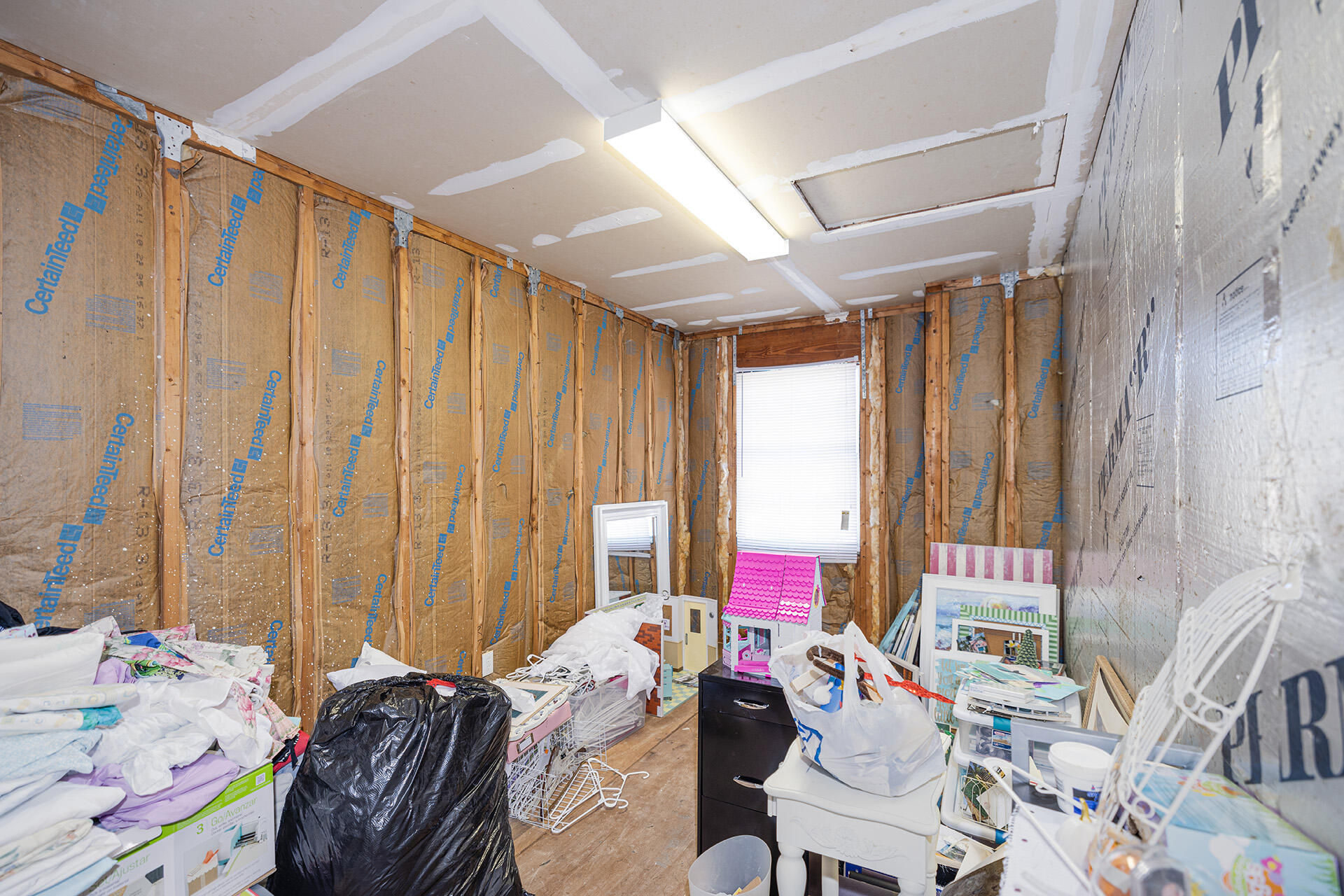 HIDDEN LAKES - Residential