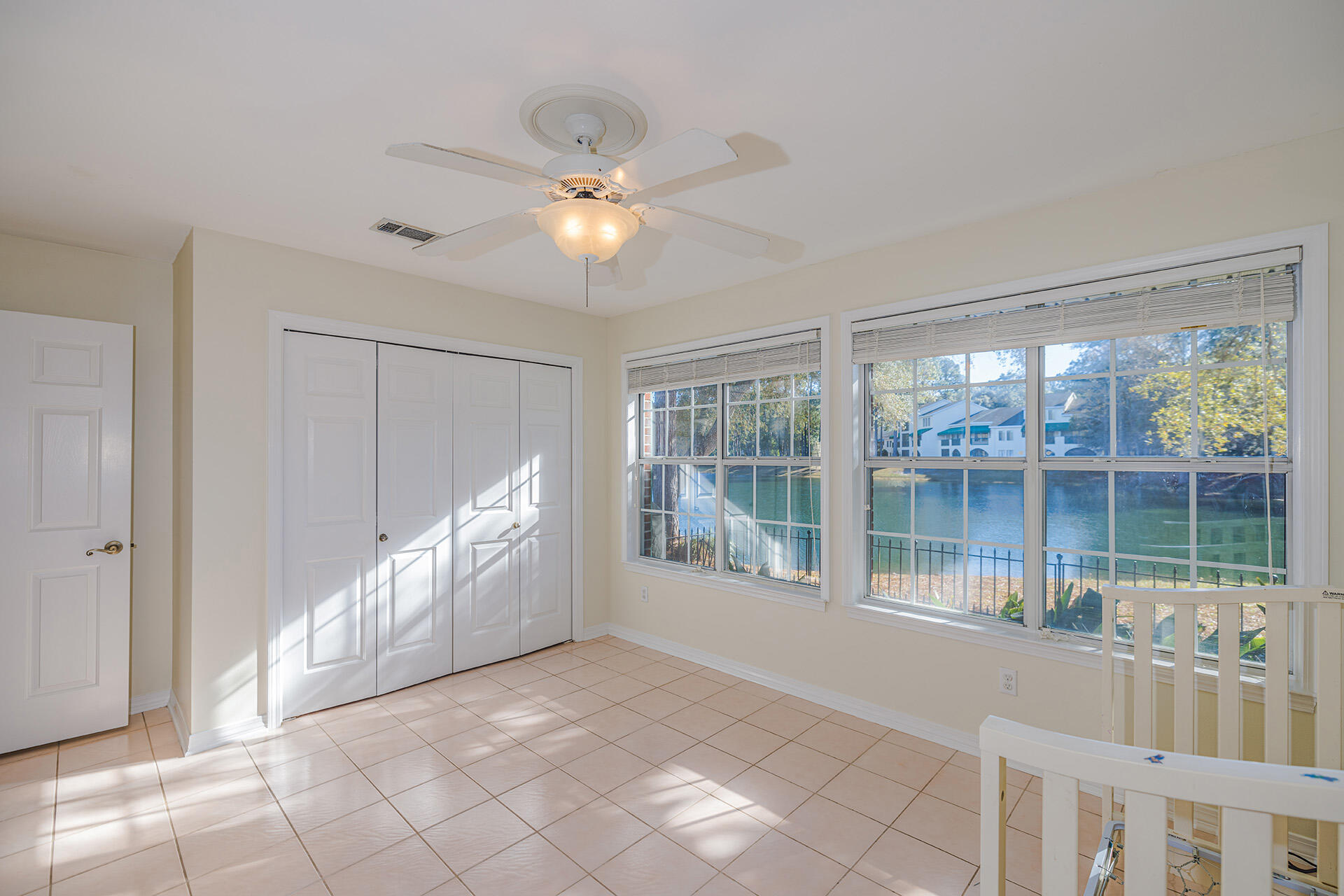 HIDDEN LAKES - Residential