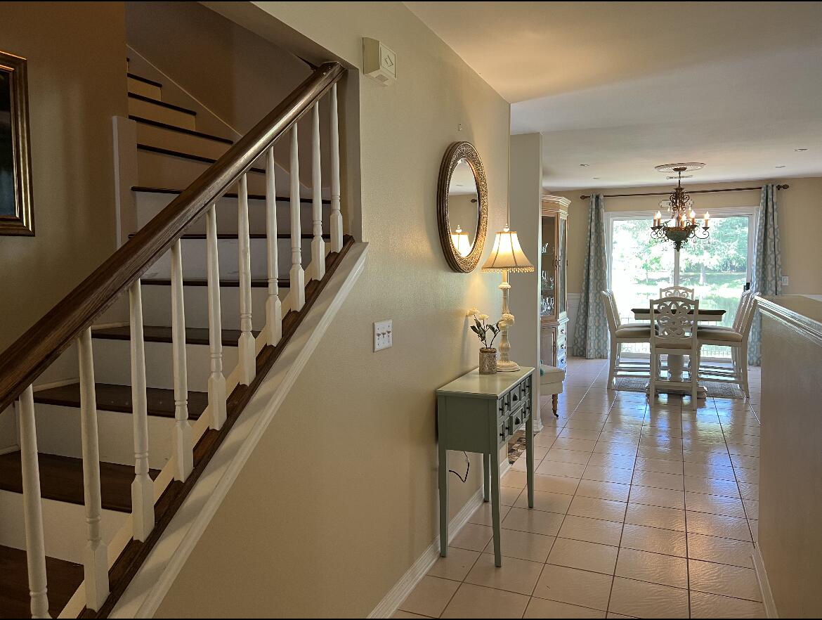 HIDDEN LAKES - Residential