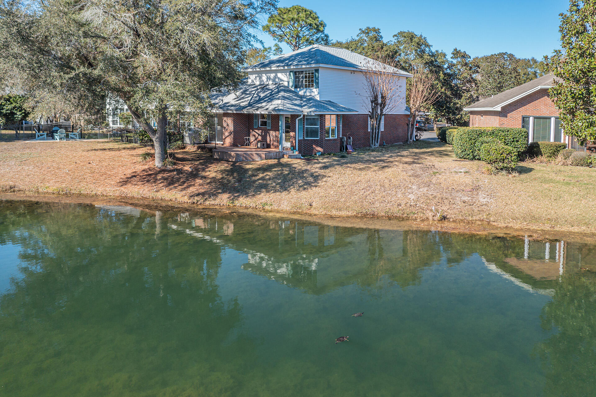 HIDDEN LAKES - Residential