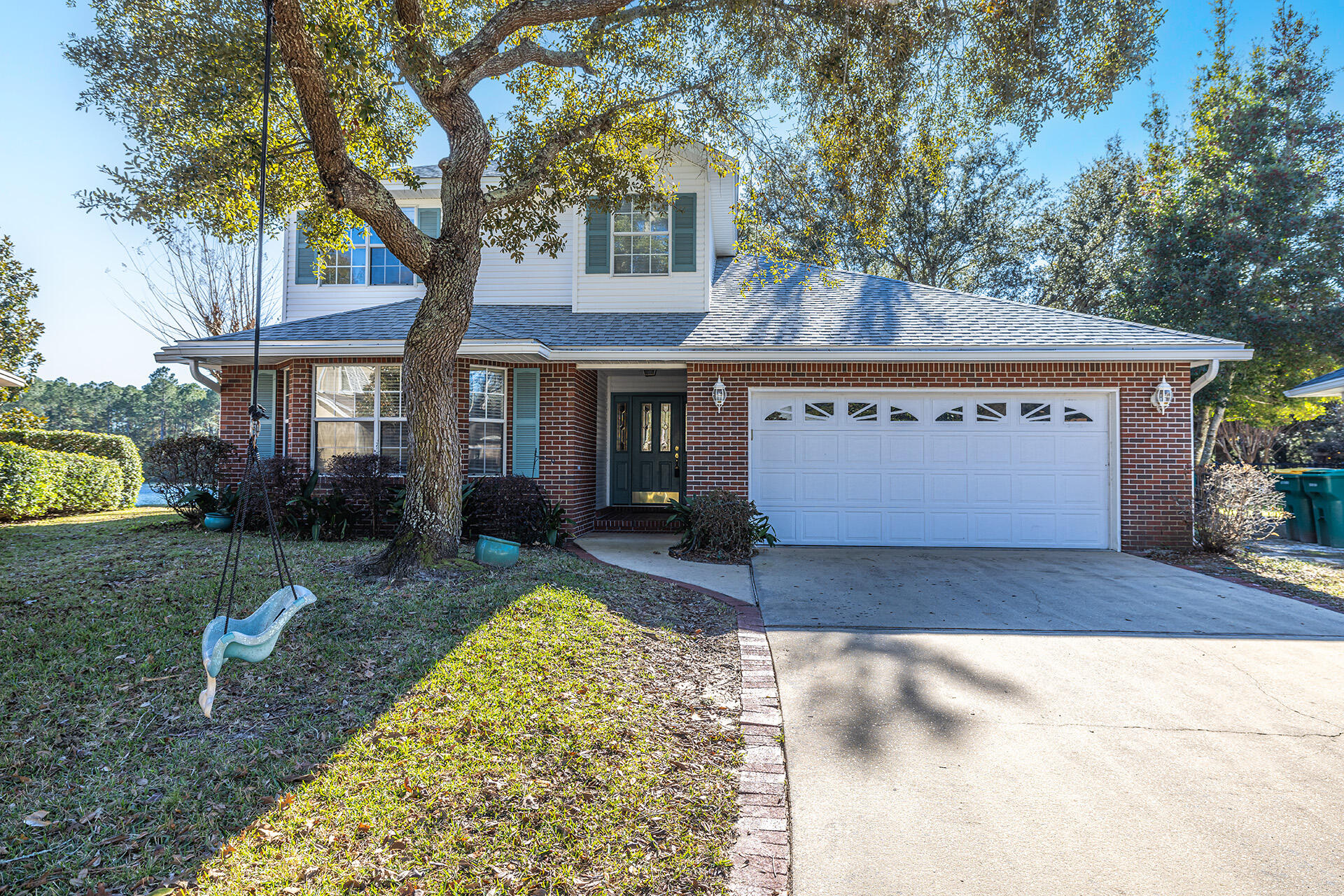 HIDDEN LAKES - Residential