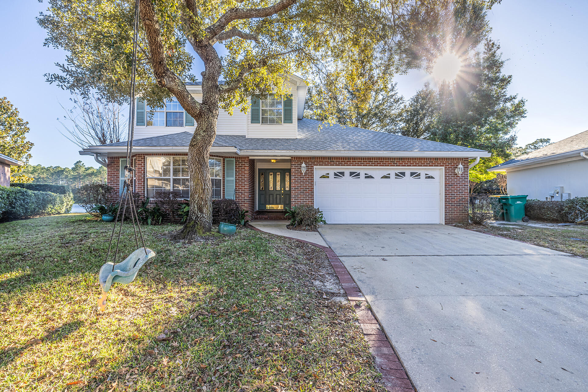 HIDDEN LAKES - Residential