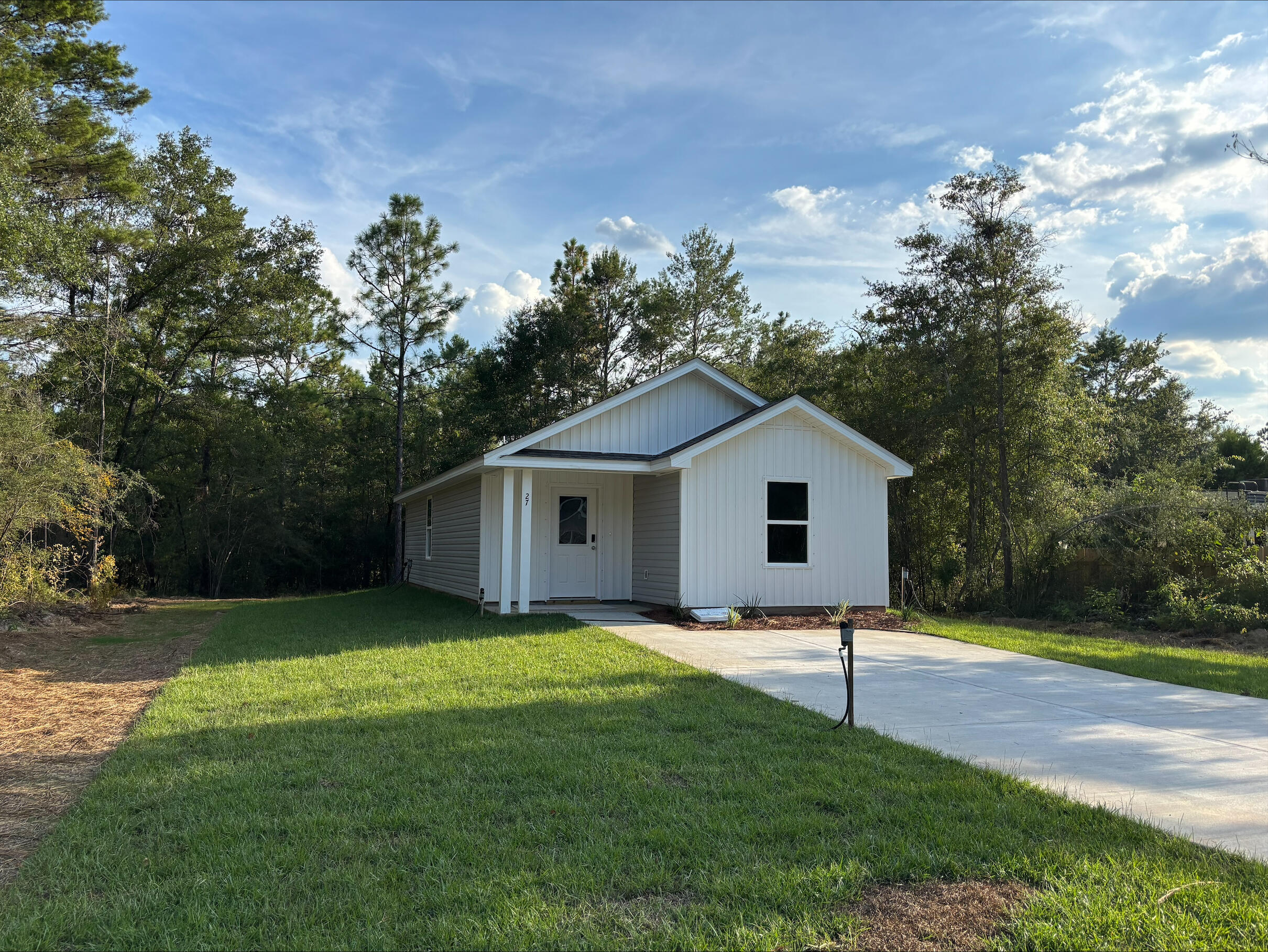 Mossy Head - Residential