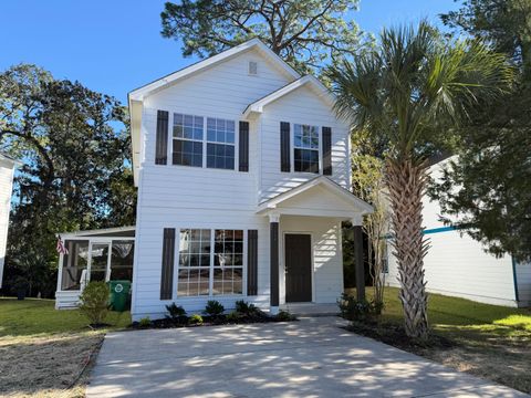 Photo of 114 Rearden Way, Santa Rosa Beach, FL 32459 (MLS # 988662) Photo of 114 Rearden Way, Santa Rosa Beach, FL 32459 (MLS # 988662)