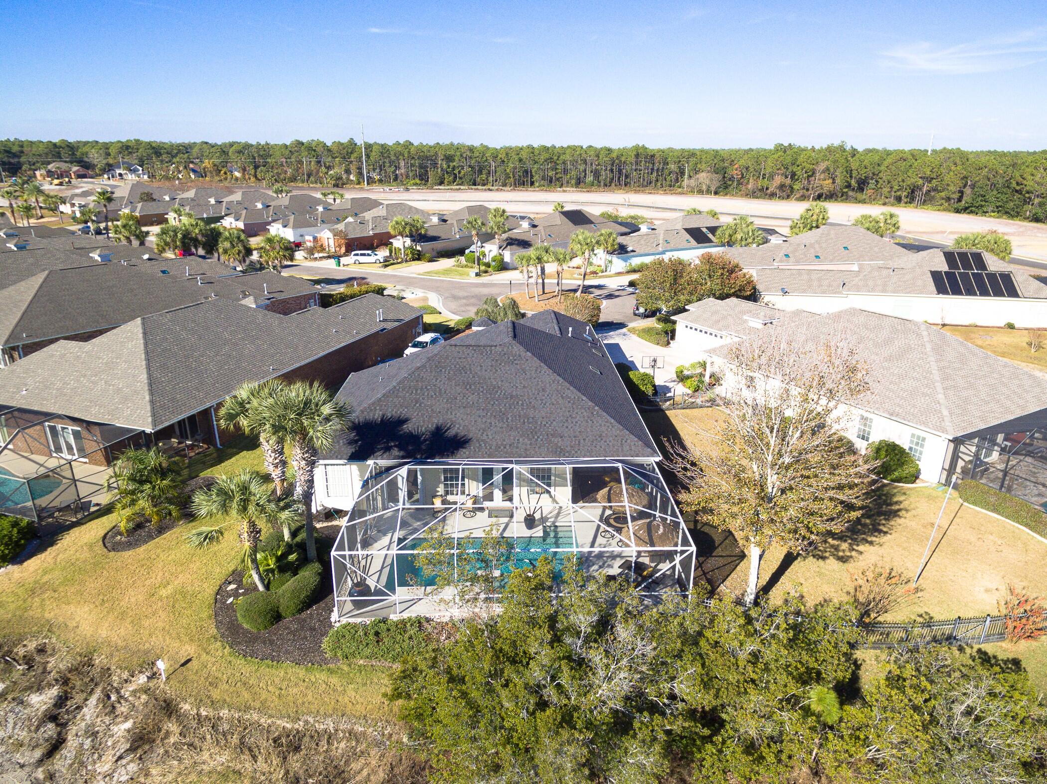 TIERRA VERDE - Residential