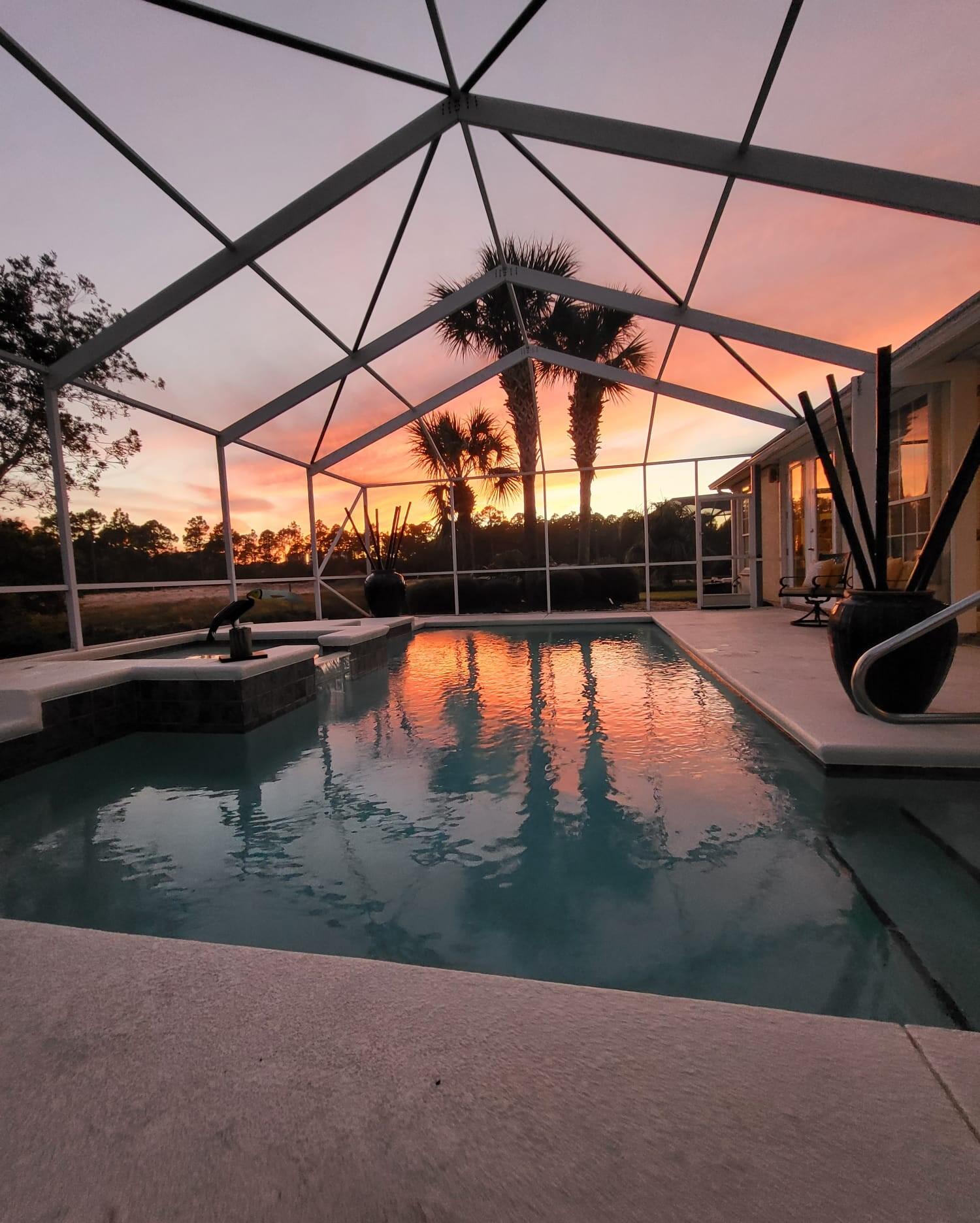 TIERRA VERDE - Residential