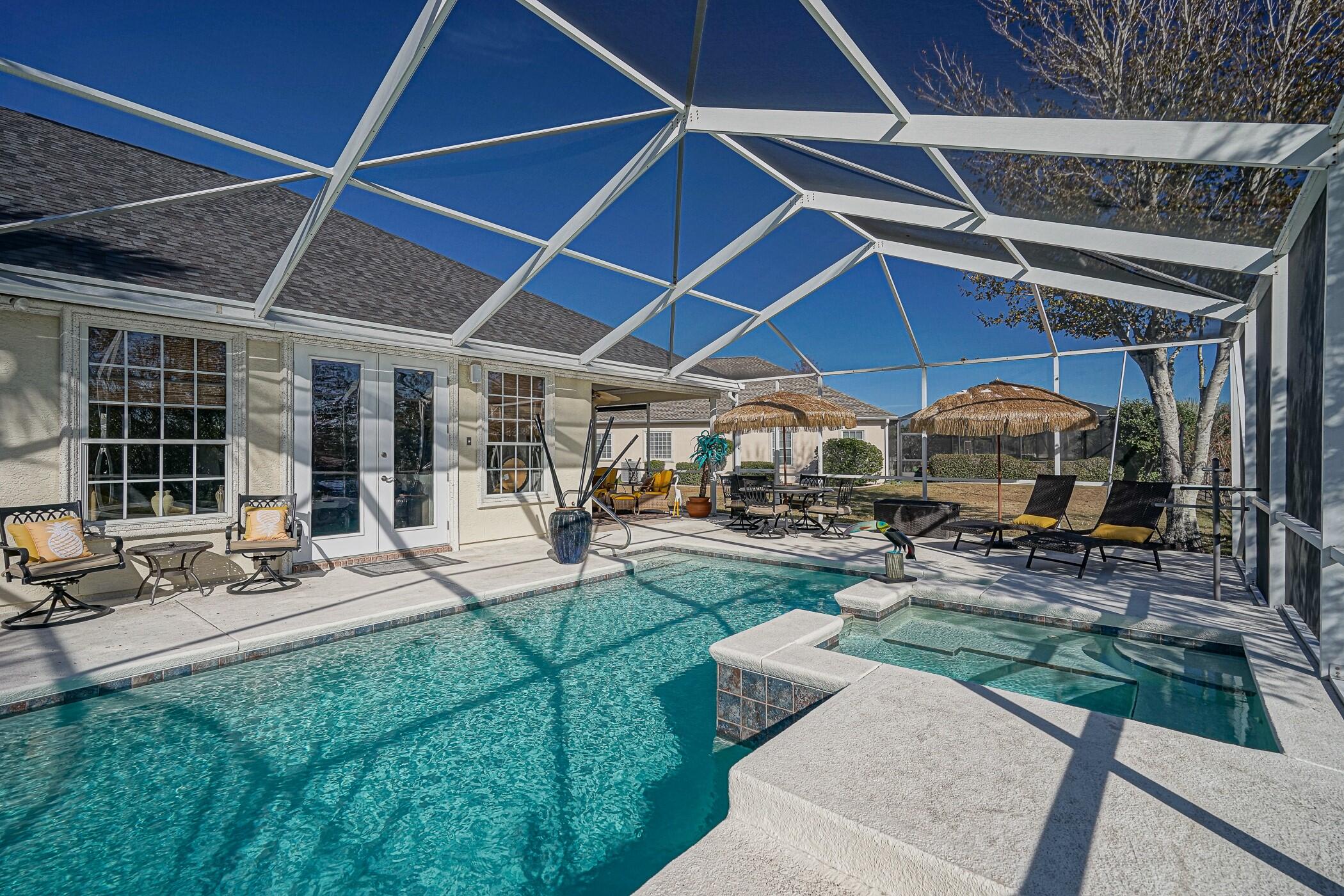 TIERRA VERDE - Residential
