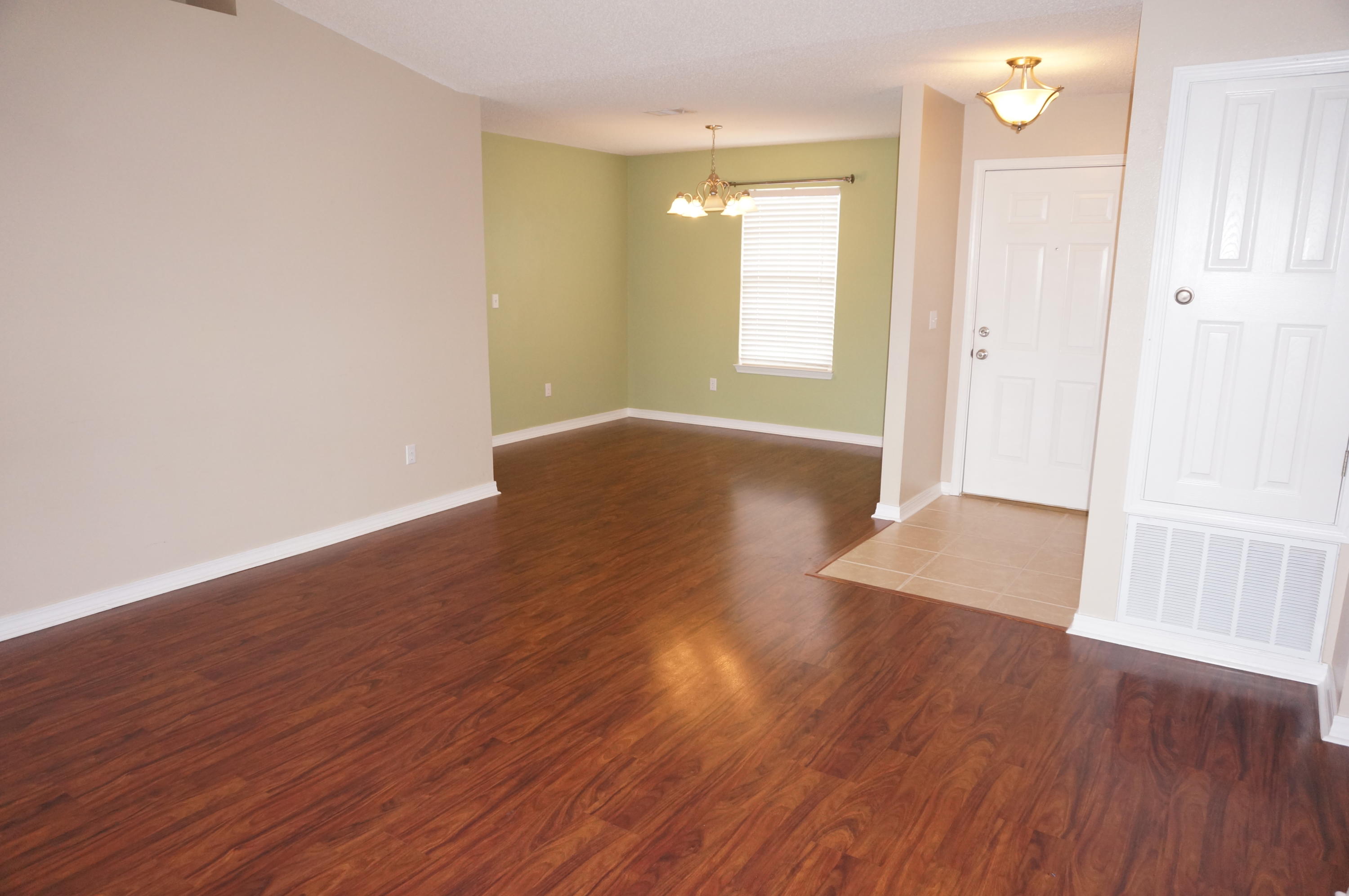 COUNTRYVIEW ESTATES 9TH ADDN - Residential