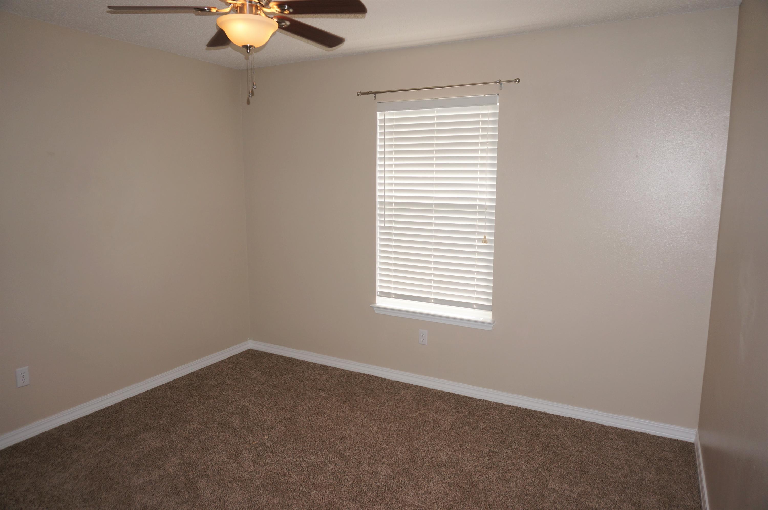 COUNTRYVIEW ESTATES 9TH ADDN - Residential