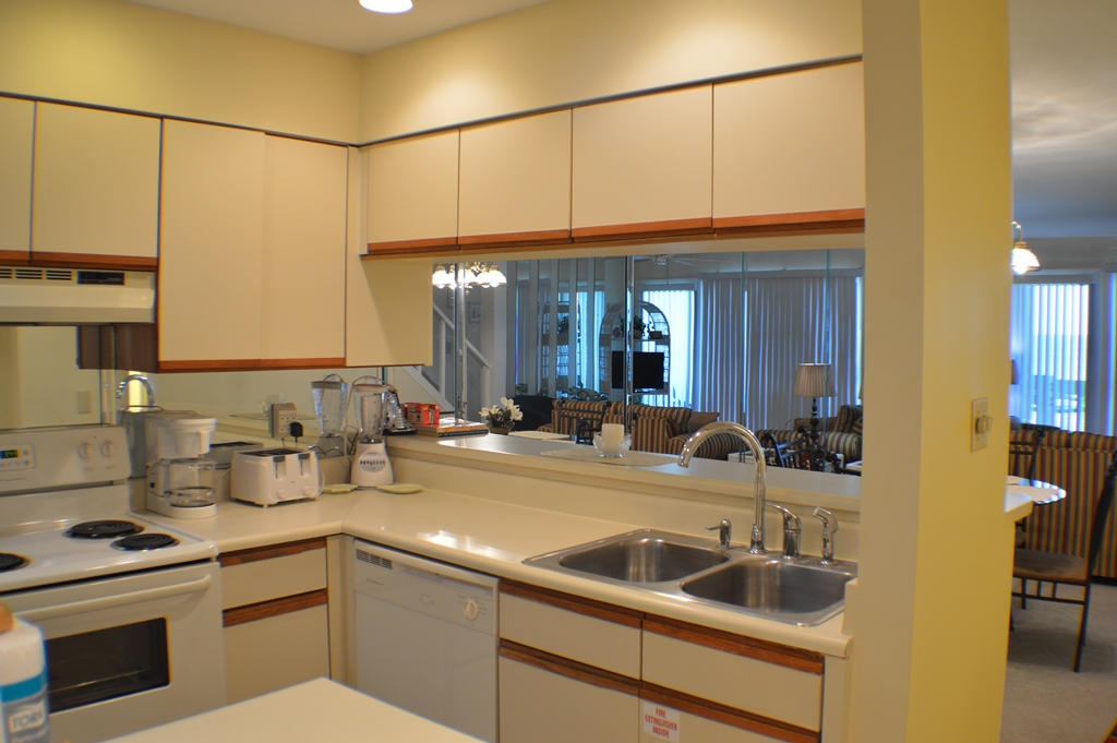 RAMSGATE HARBOUR PH 1 CONDO - Residential