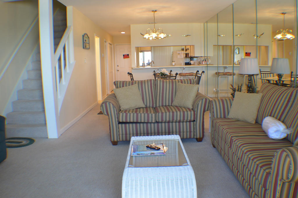 RAMSGATE HARBOUR PH 1 CONDO - Residential