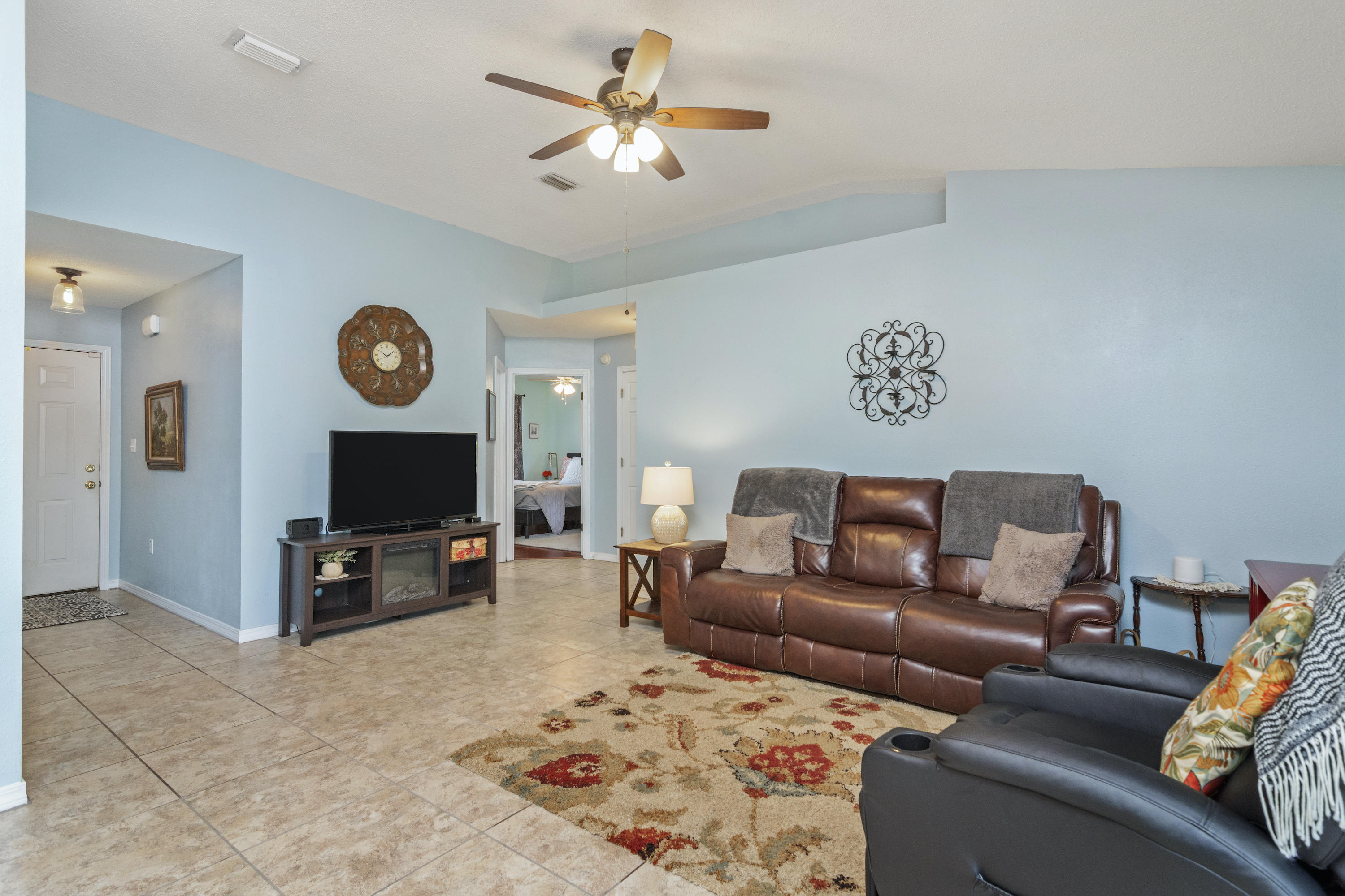 ASHBERRY WOODS - Residential