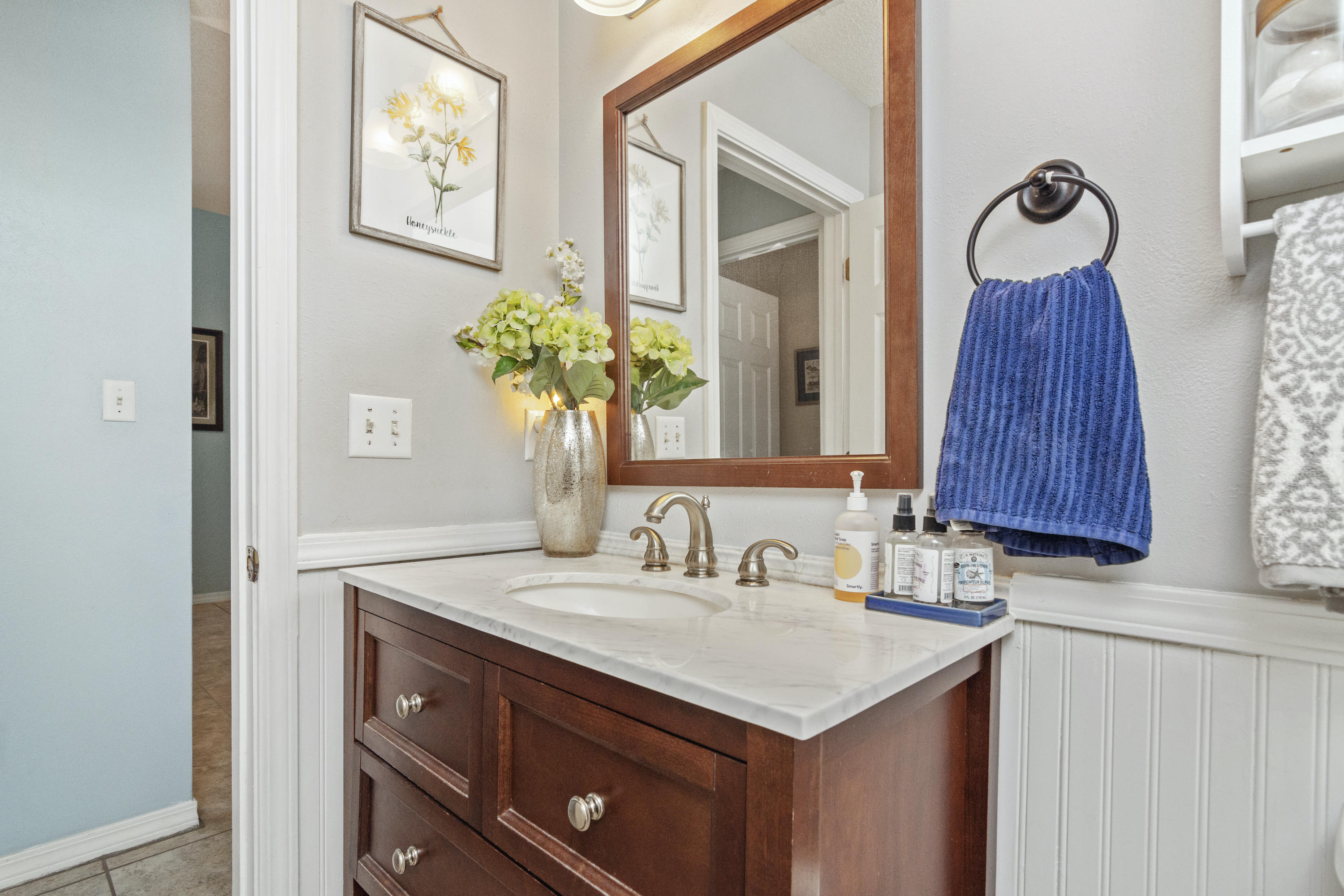 ASHBERRY WOODS - Residential