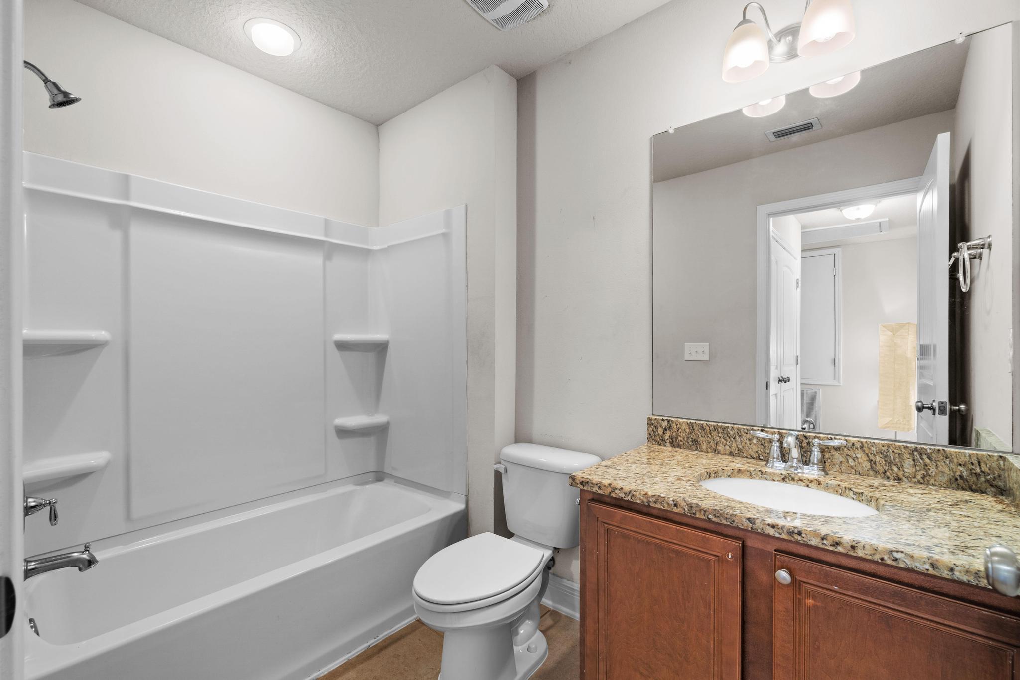 RESERVE POINTE - Residential