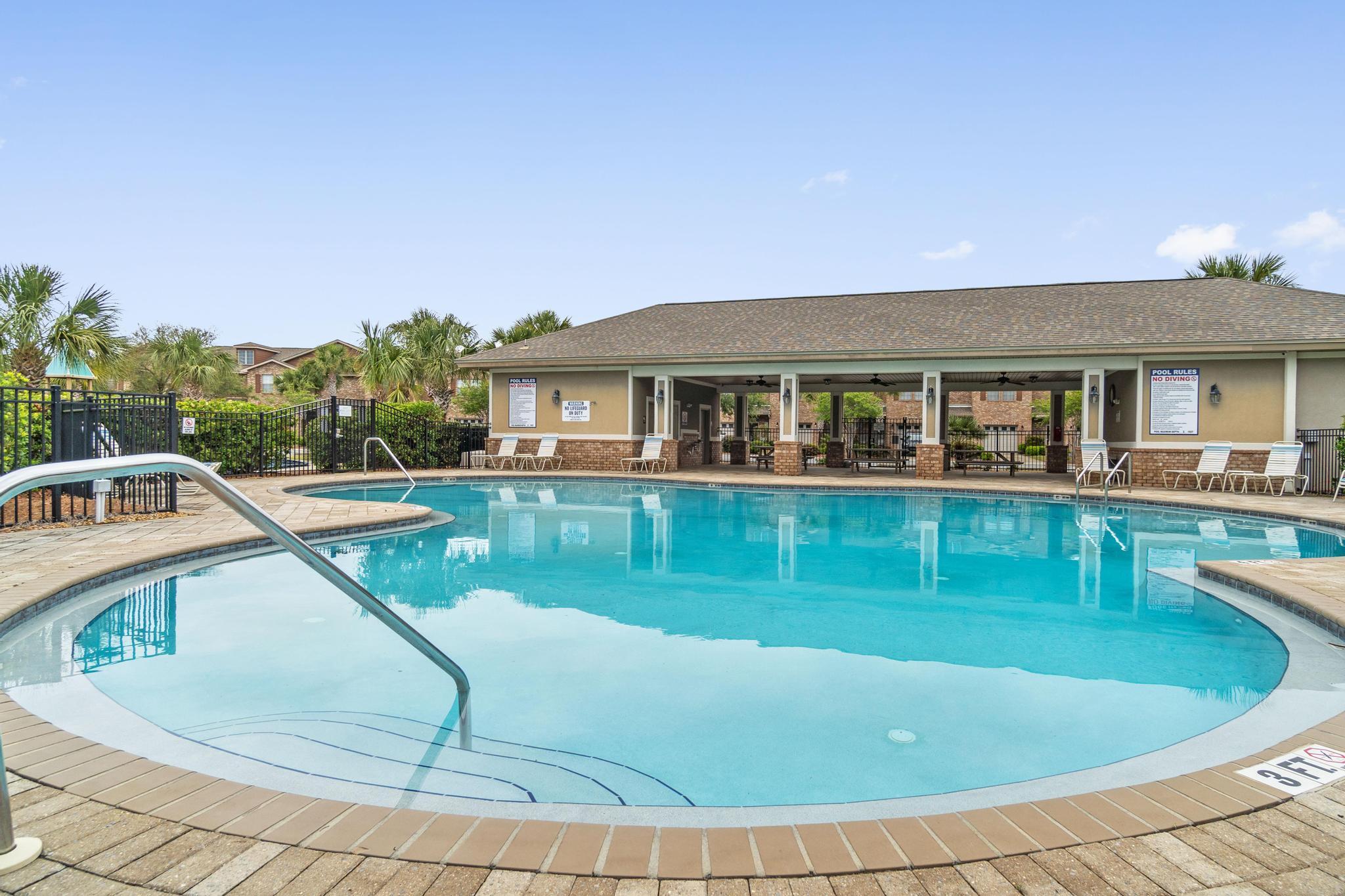 RESERVE POINTE - Residential