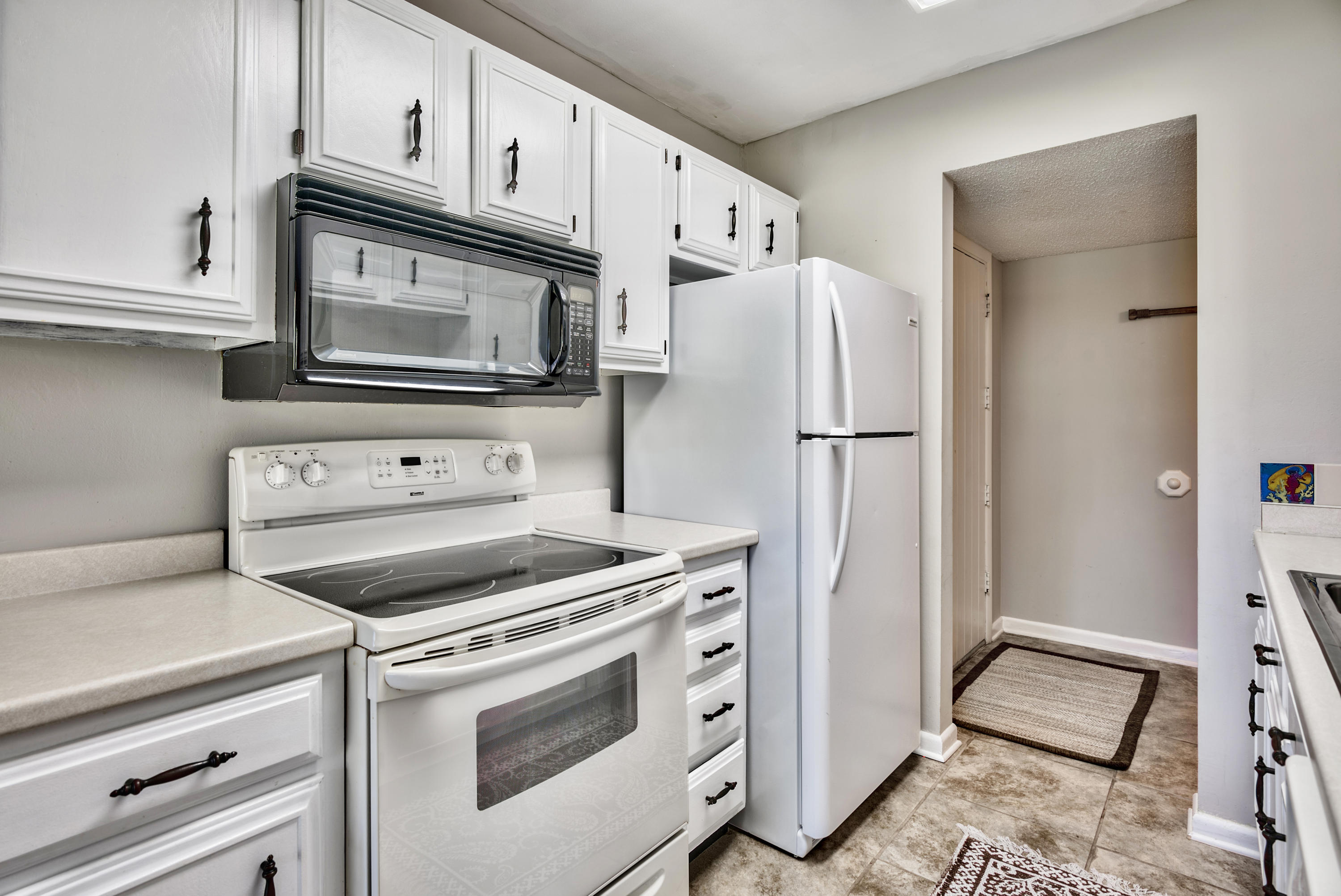 SEASCAPE CONDO GARDEN VILLA - Residential